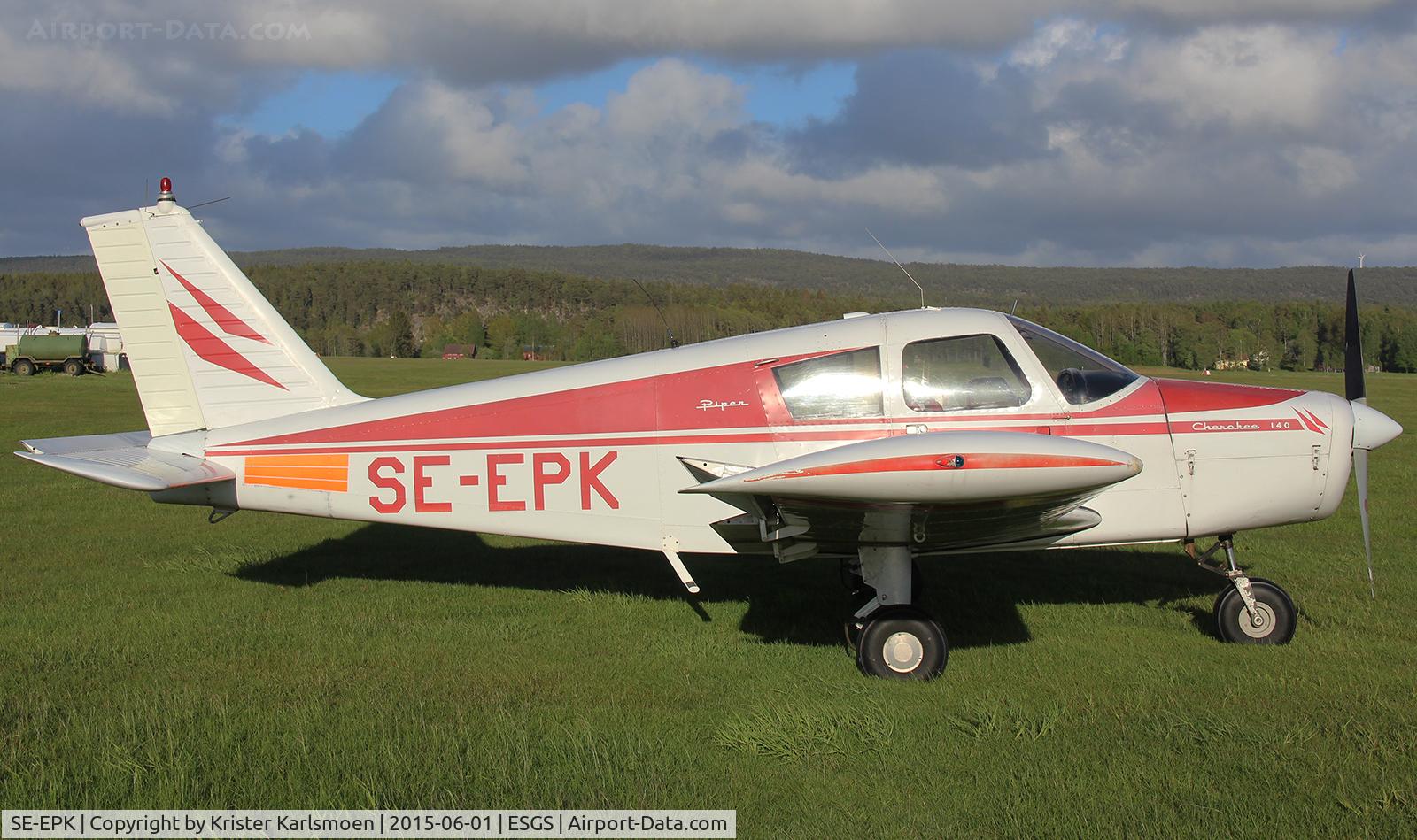 SE-EPK, 1965 Piper PA-28-140 Cherokee C/N 28-20981, Old lady.