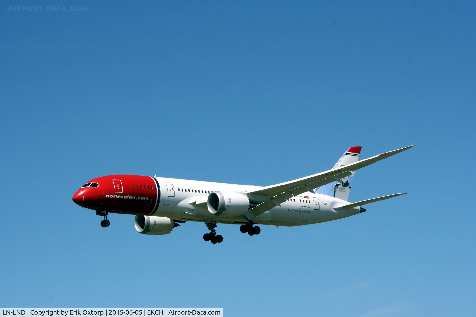 LN-LND, 2014 Boeing 787-8 Dreamliner Dreamliner C/N 35310, LN-LND landing rw 22L