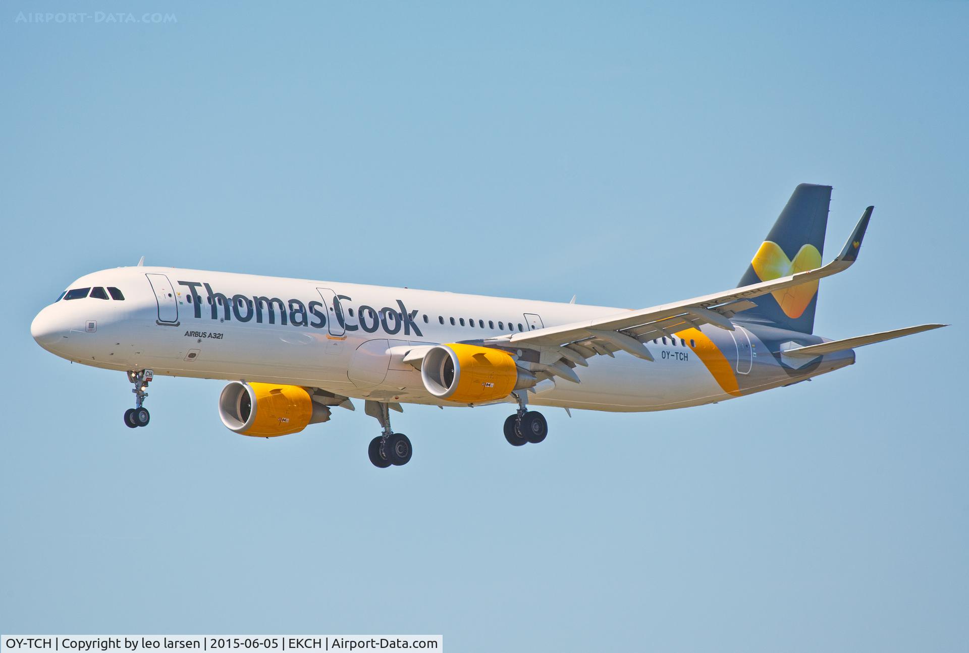 OY-TCH, 2015 Airbus A321-211 C/N 6438, Copenhagen 5.6.15