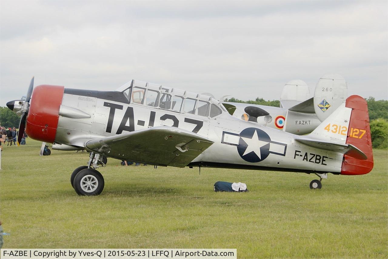 F-AZBE, North American AT-6C Harvard IIA C/N 88-12127, North American AT-6C Harvard IIA, La Ferté-Alais airfield (LFFQ) Airshow 2015