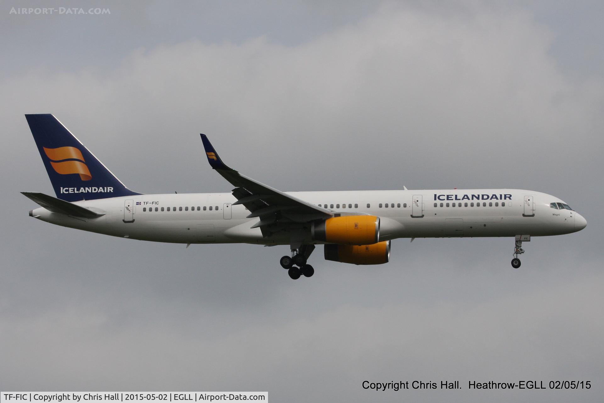 TF-FIC, 2000 Boeing 757-23N C/N 30735, Icelandair