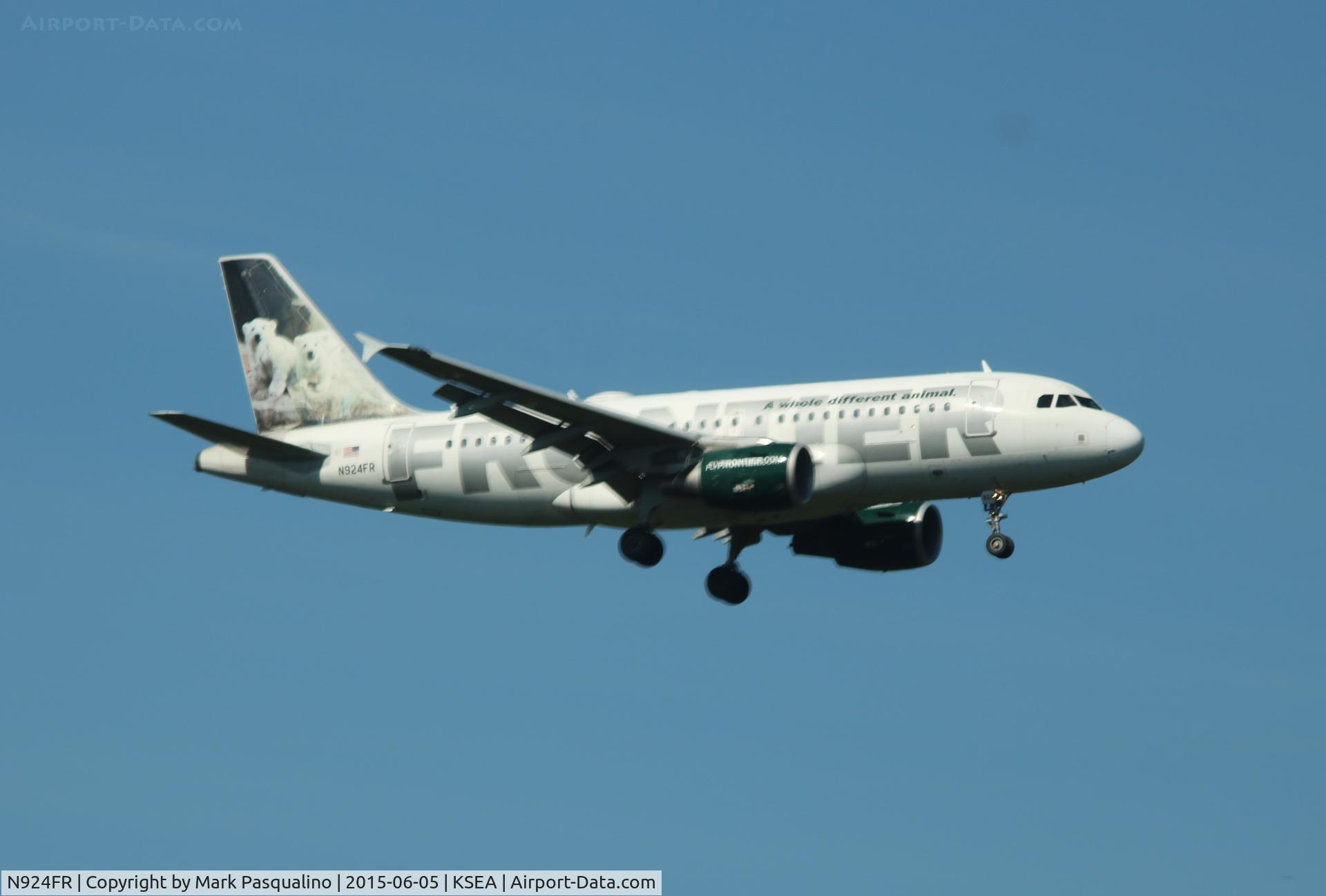 N924FR, 2003 Airbus A319-111 C/N 2030, Airbus A319