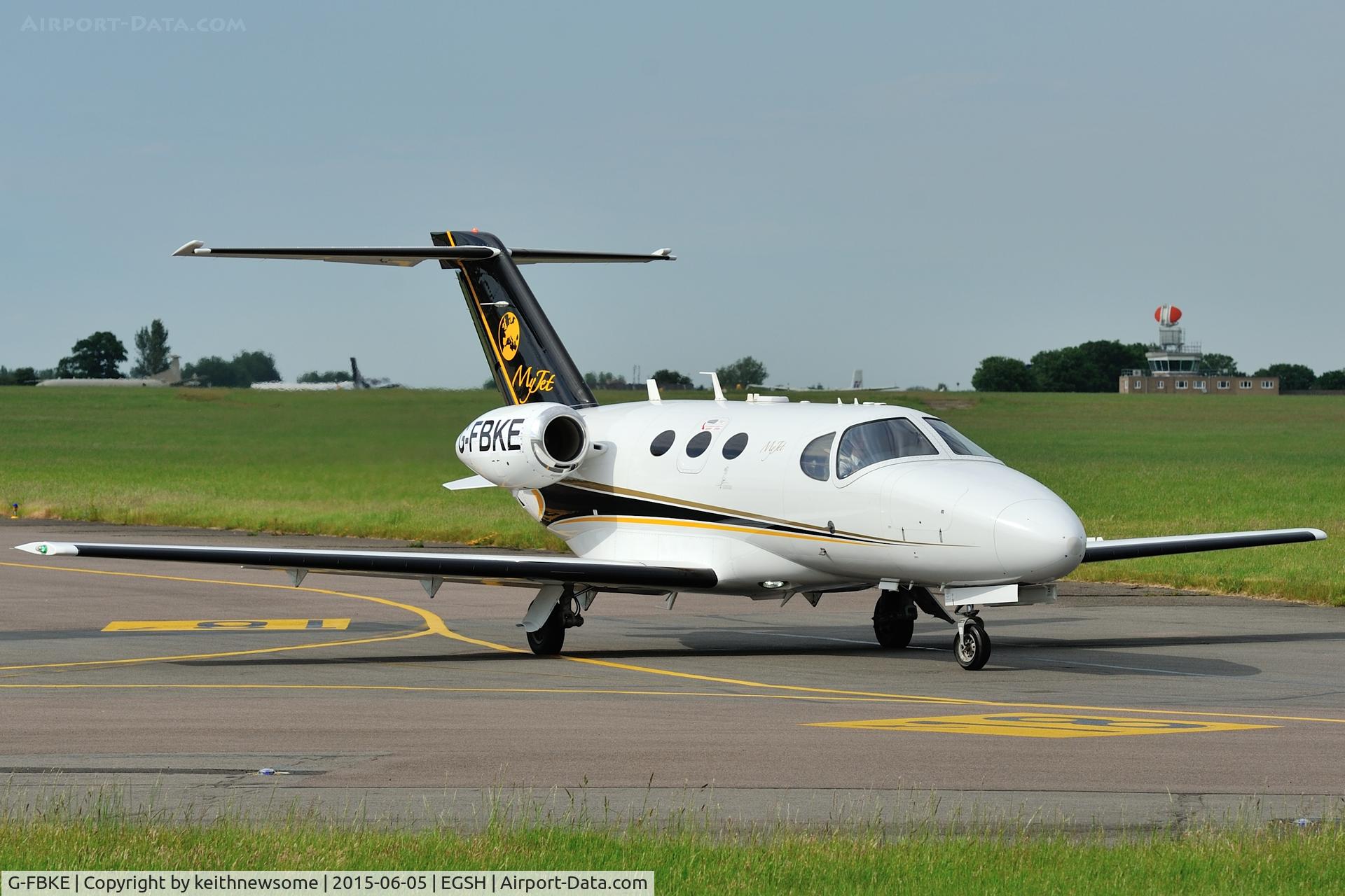 G-FBKE, 2010 Cessna 510 Citation Mustang Citation Mustang C/N 510-0334, Leaving Norwich.