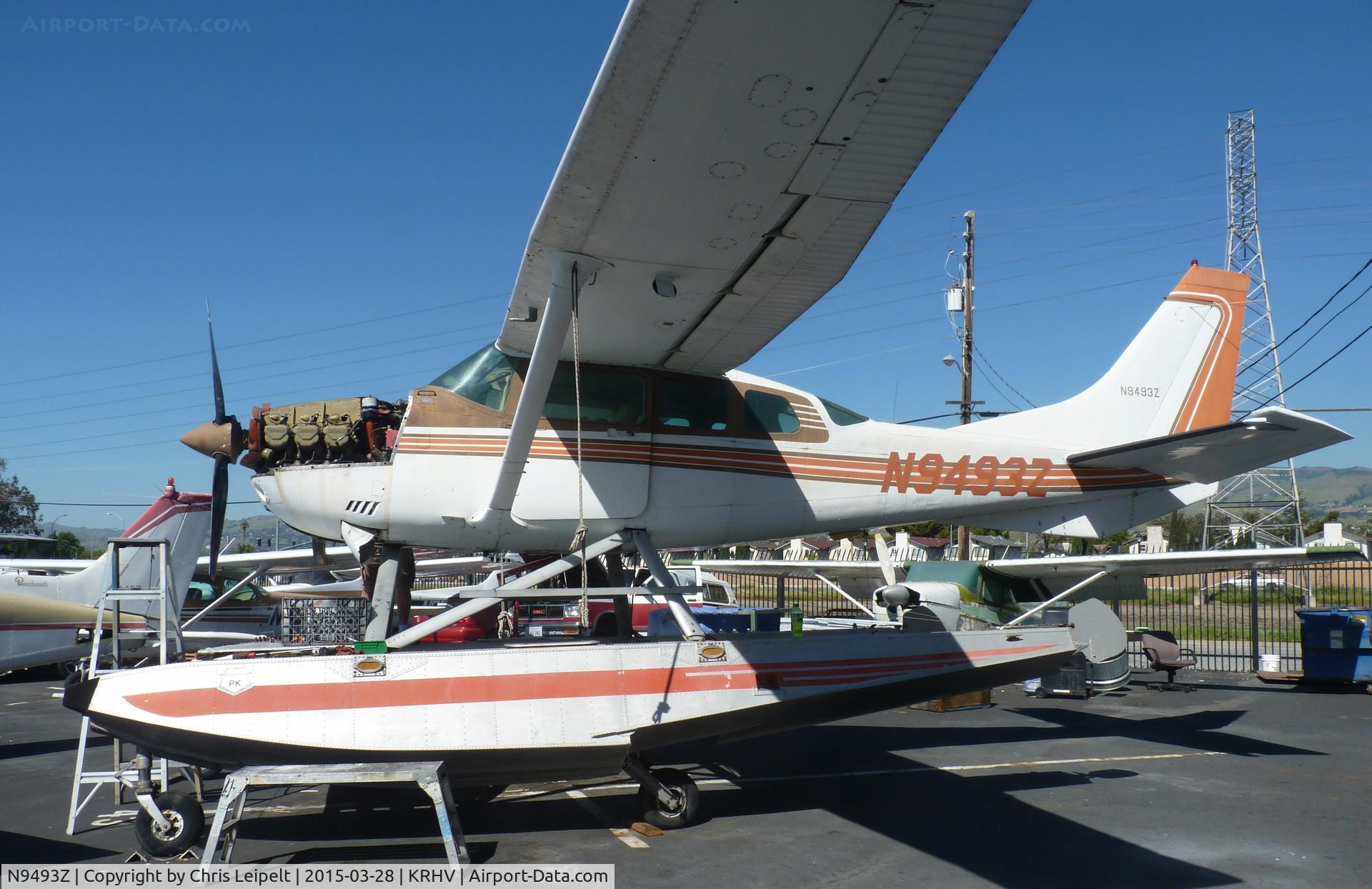 N9493Z, 1981 Cessna TU206G II Turbo Stationair C/N U20606527, A local Cessna T206G on floats parked at Squadron 2 for maintenance. This is the first time this Cessna has moved from its tie down located in the south GA ramp. It has a brand new engine, with less than 50 hours and the owner is trying to sell it.