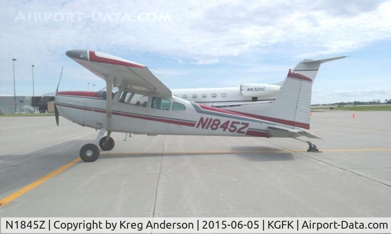 N1845Z, 1978 Cessna 180K Skywagon C/N 18052973, Cessna 180K Skywagon on the ramp.