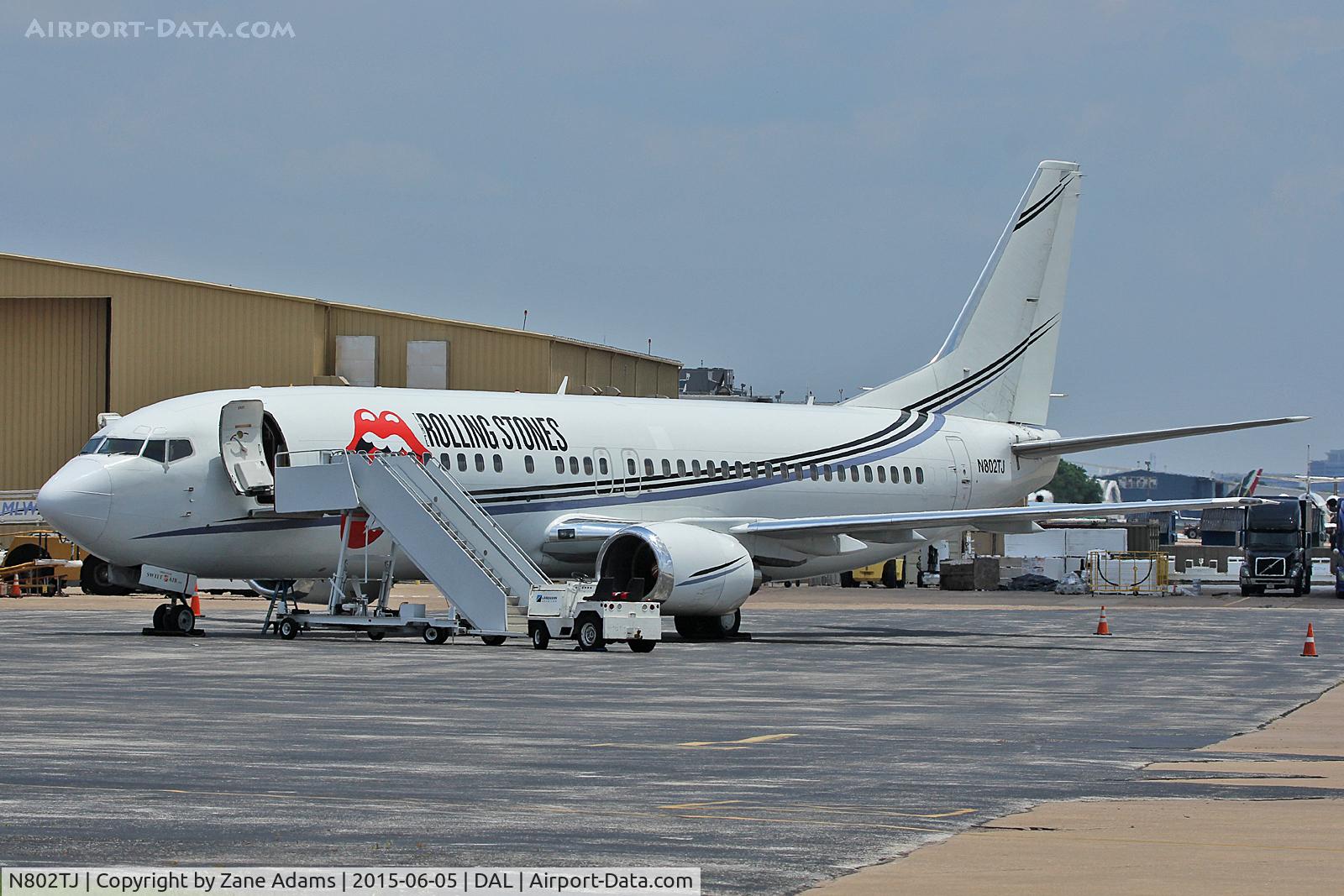 N802TJ, 1990 Boeing 737-4B7 C/N 24874, Rolling Stones Tour charter 2015 - Parked at Dallas Love Field
