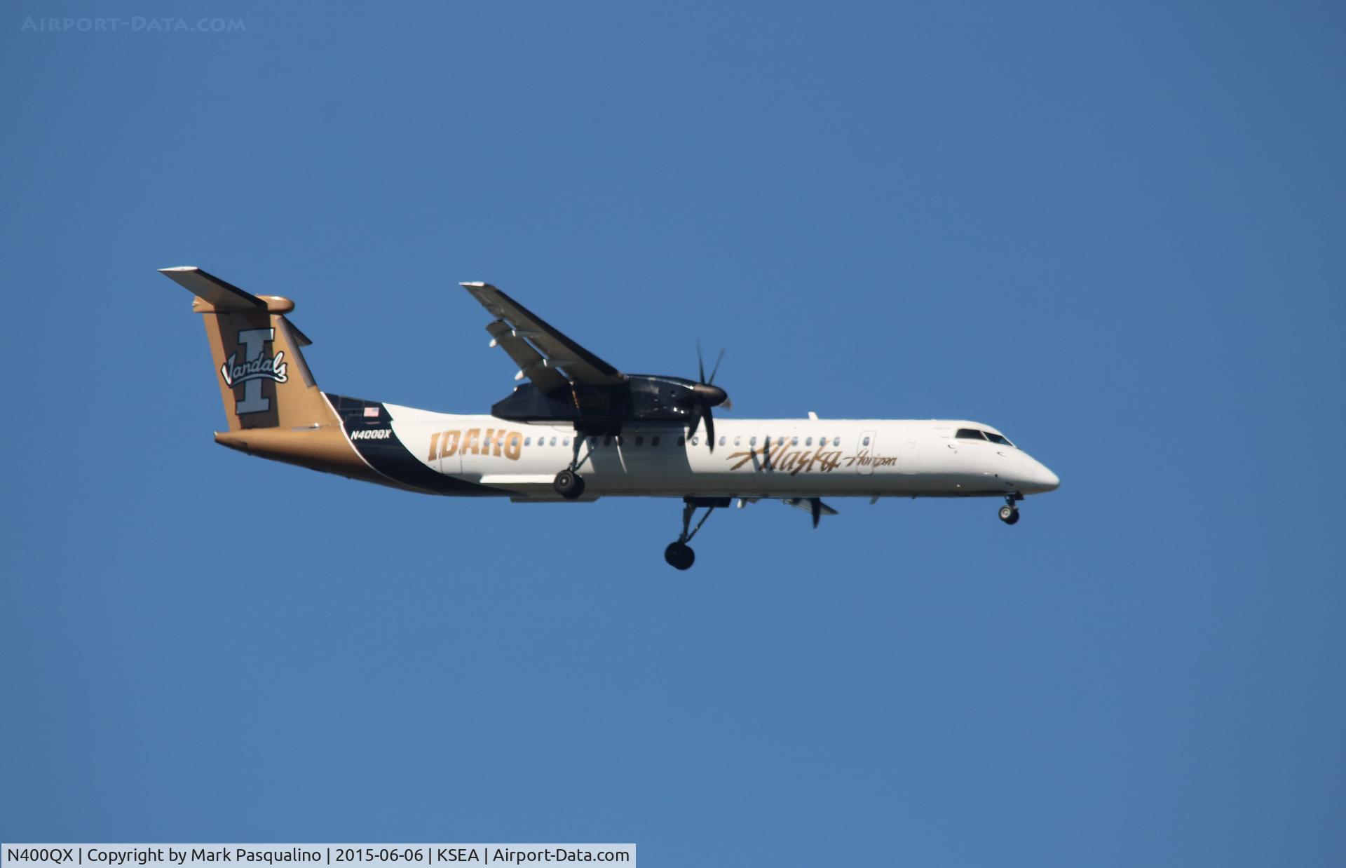 N400QX, 2000 Bombardier DHC-8-402 Dash 8 C/N 4030, DHC-8-402