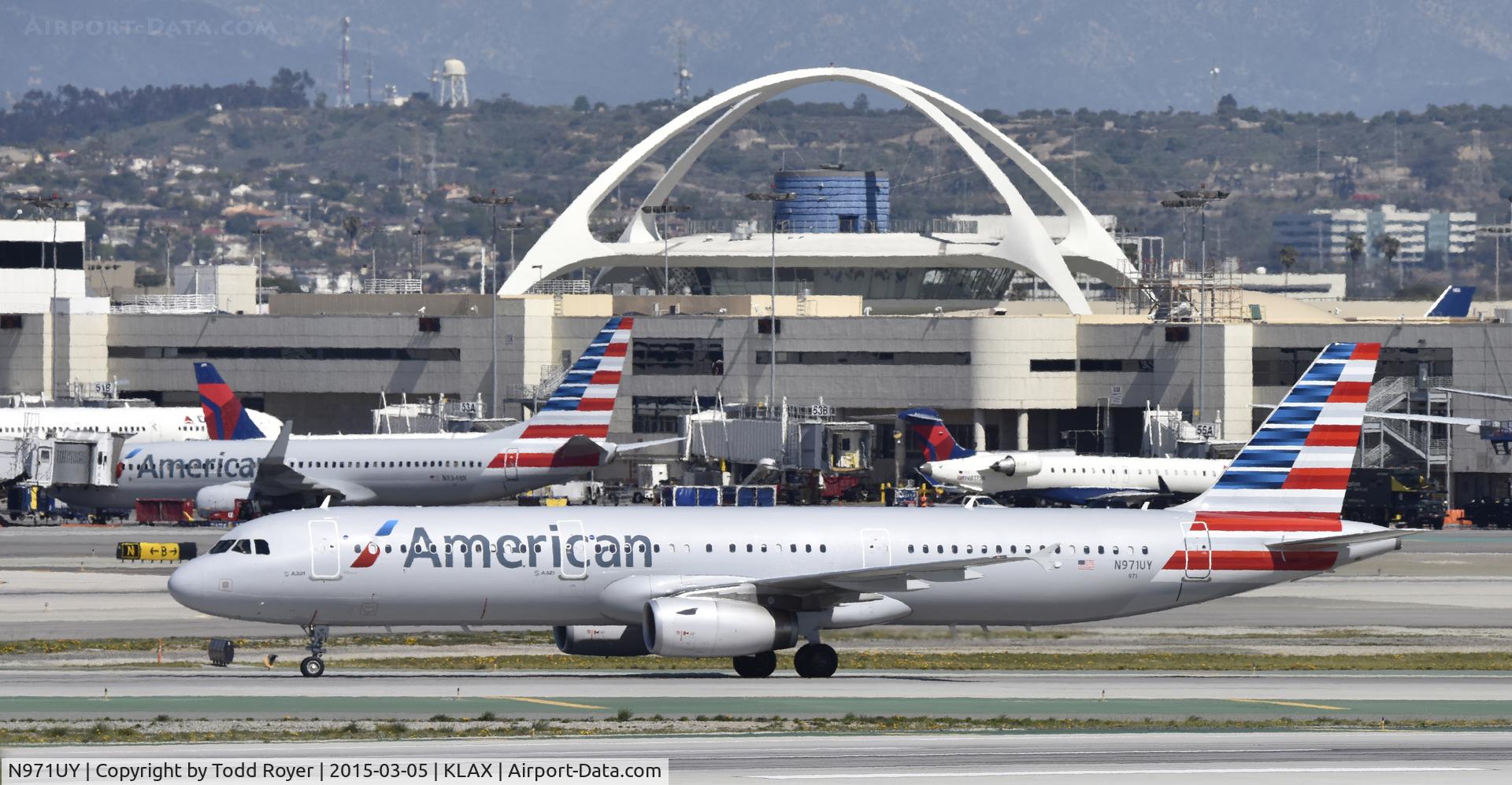 N971UY, 2014 Airbus A321-231 C/N 6249, Taxiing to gate at LAX