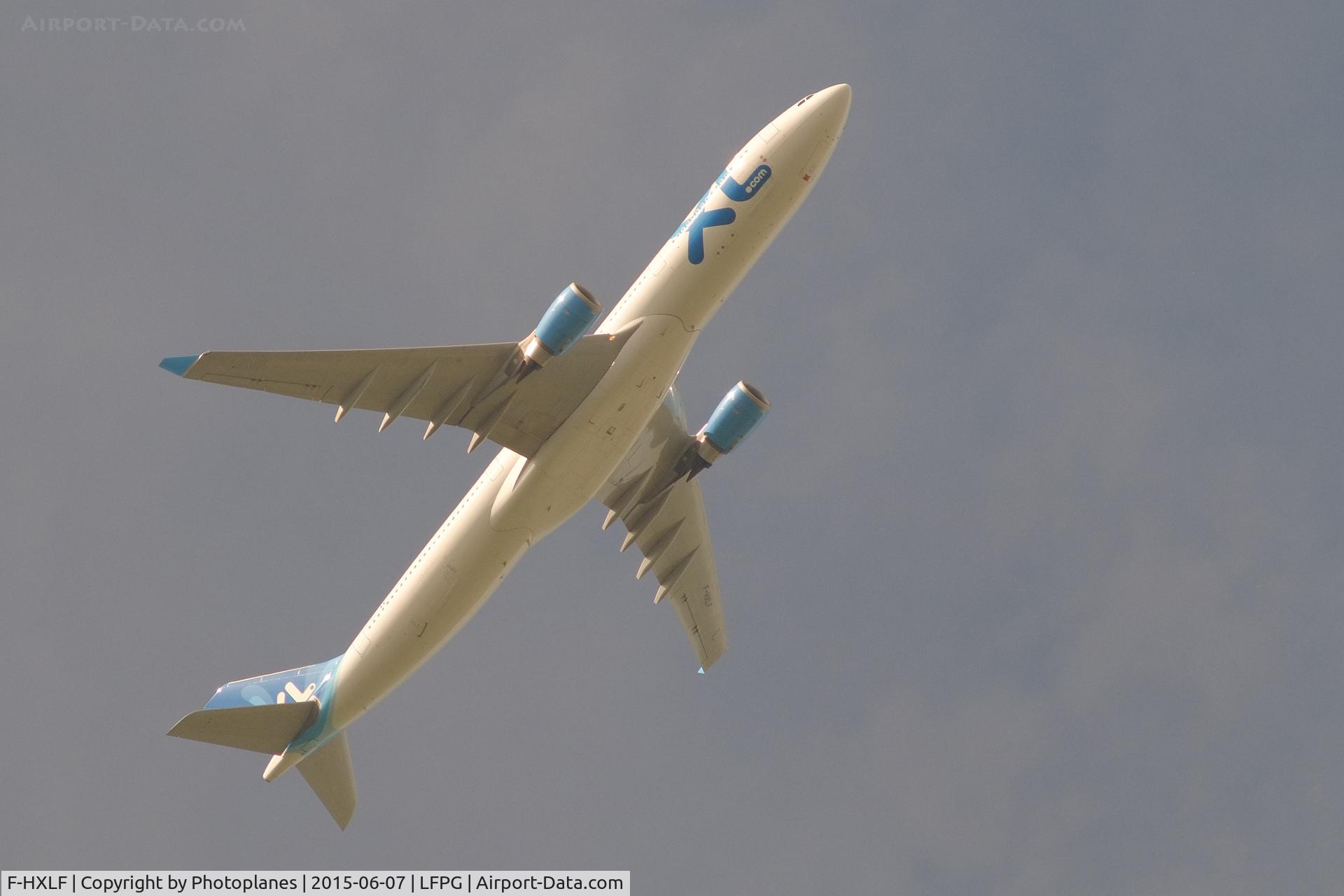 F-HXLF, 2012 Airbus A330-303 C/N 1360, CDG takeoff