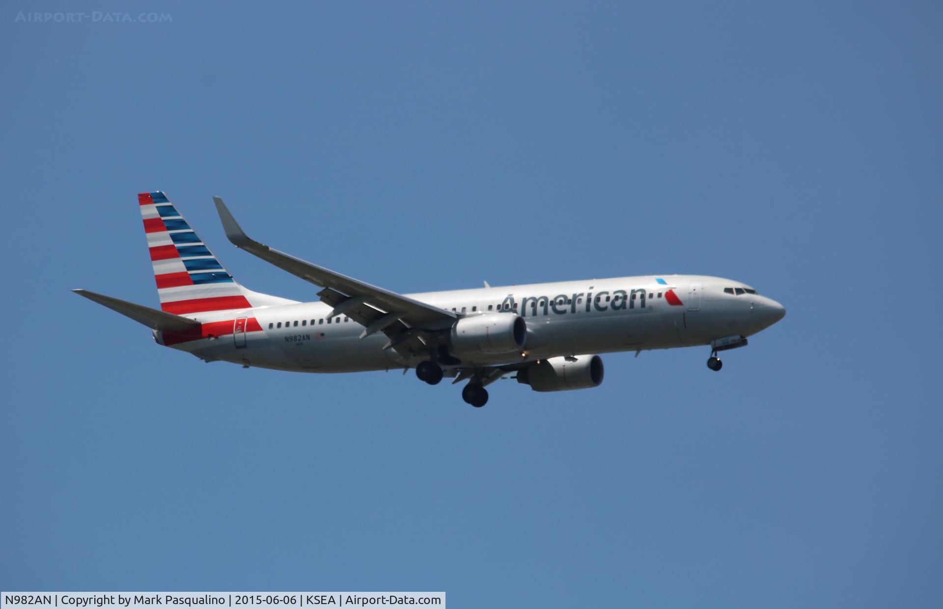 N982AN, 2009 Boeing 737-823 C/N 31067, Boeing 737-800