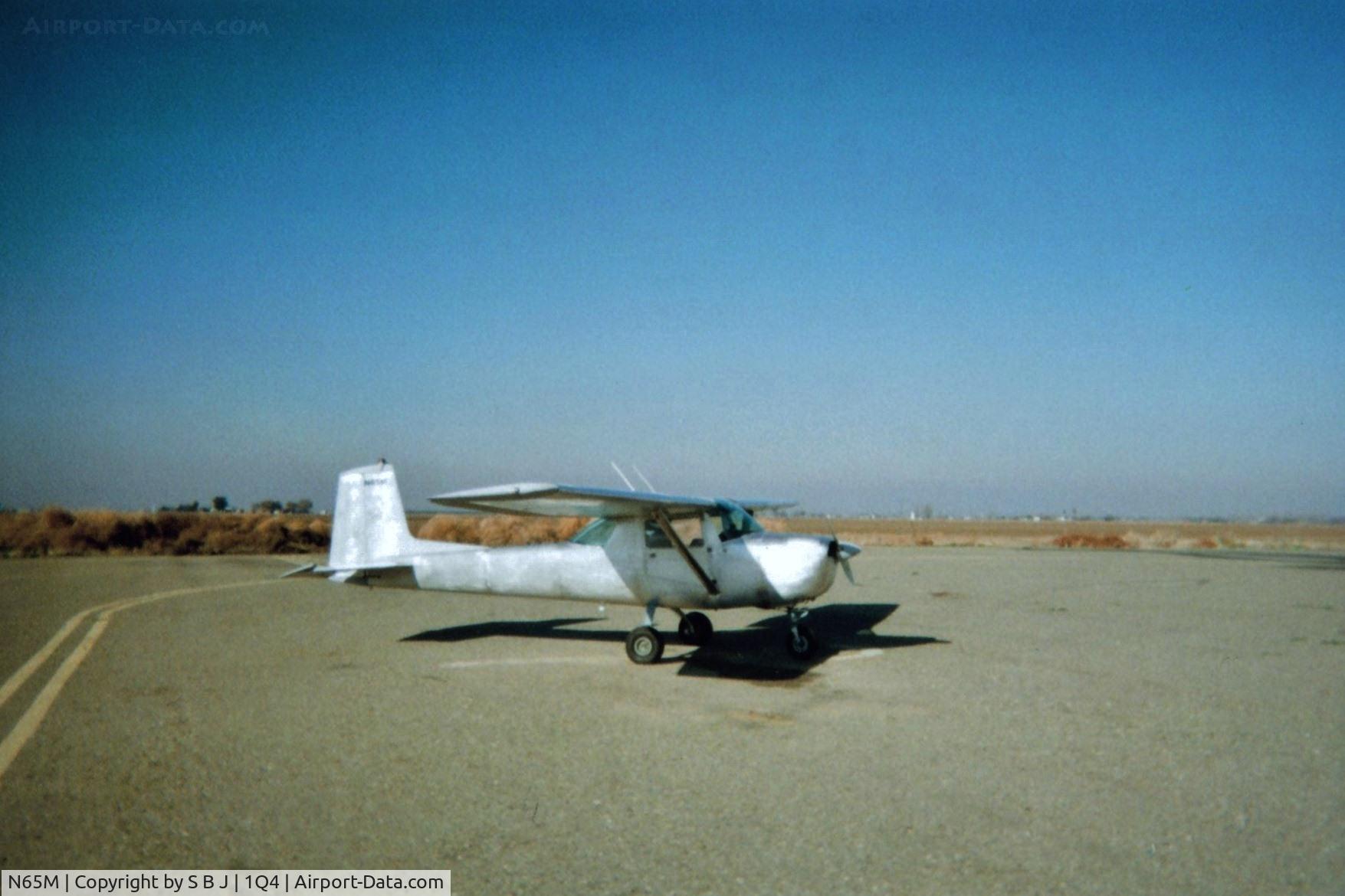 N65M, 1965 Cessna 150E C/N 15061421,  Interesting C150 where old meets new.Old style tail , manual flaps (which I like), yet later rear window.Still flys like a C150, which to me means very good.Unlike many pilots in my time,I never liked planes with bad habits.No Chuck Yeager here.