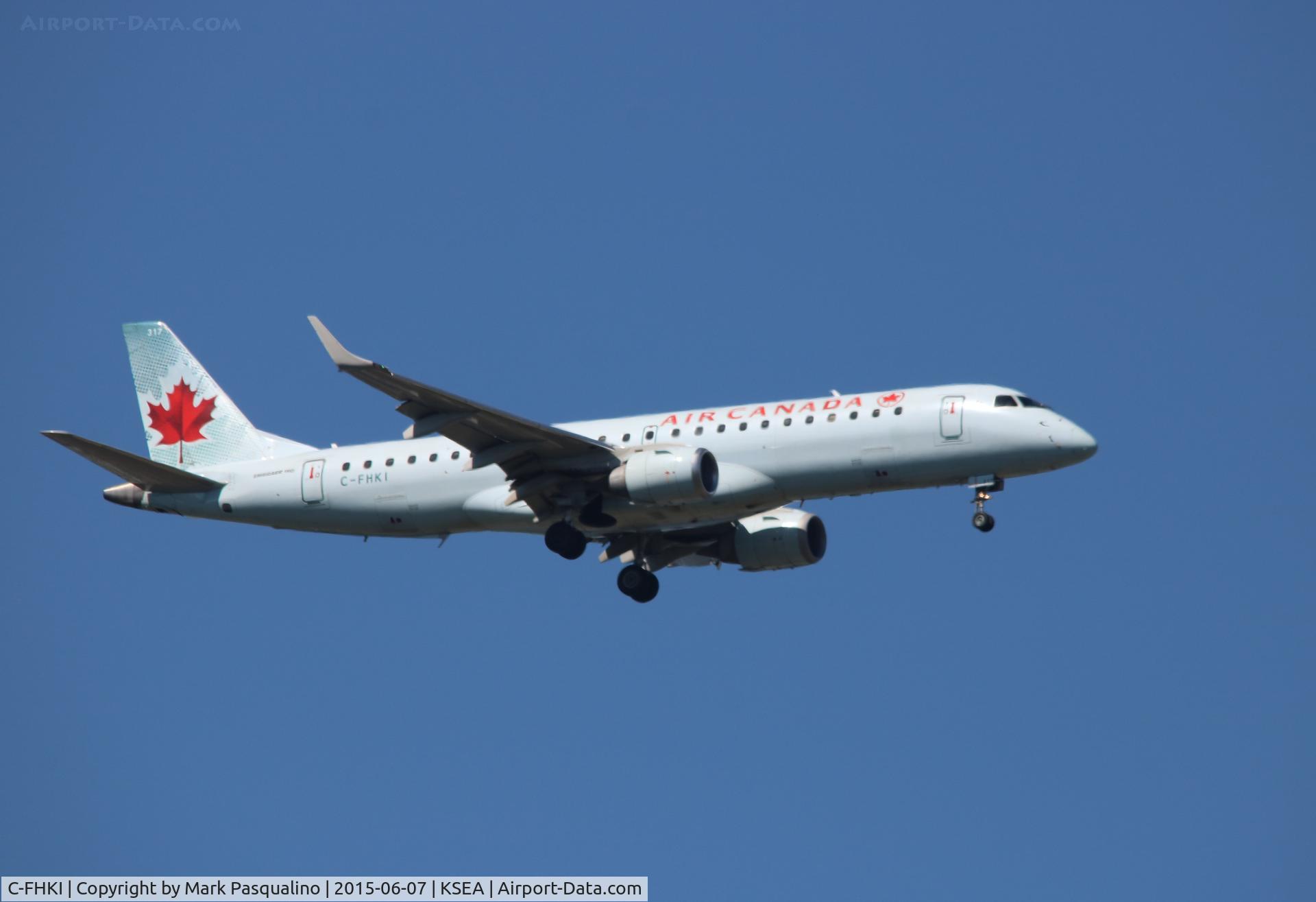 C-FHKI, 2006 Embraer 190AR (ERJ-190-100IGW) C/N 19000052, ERJ 190-100 IGW
