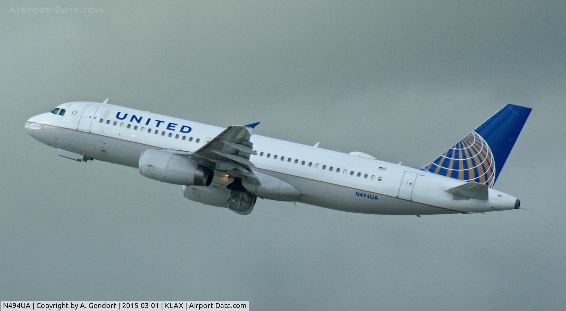 N494UA, 2002 Airbus A320-232 C/N 1840, United, is here departing at Los Angeles Int'l(KLAX)