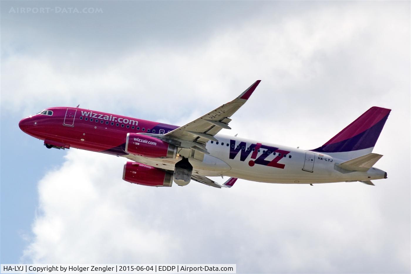 HA-LYJ, 2014 Airbus A320-232 C/N 6360, Due to a technical problem this aircraft gave me the chance to snap my first WIZZer at LEJ....