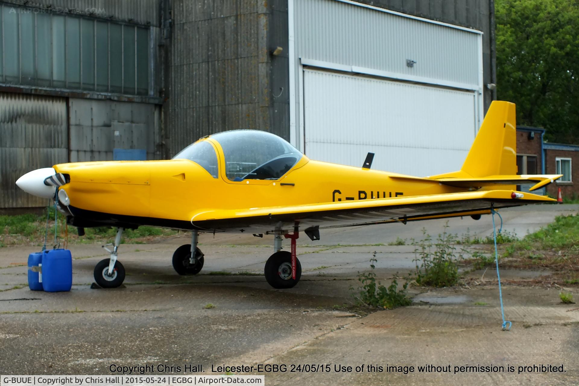 G-BUUE, 1993 Slingsby T-67M Firefly Mk2 C/N 2115, parked a Leicester