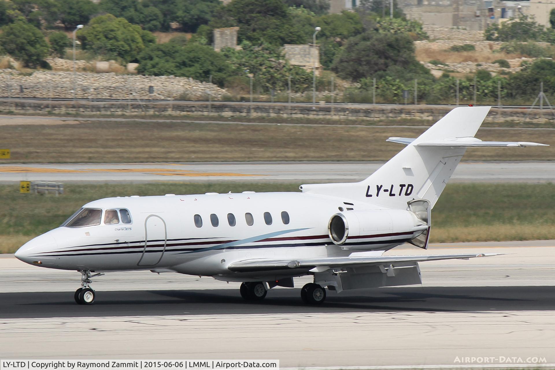 LY-LTD, 1999 Raytheon Hawker 800XP C/N 258450, Hawker Beechcraft 800XP LY-LTD Classic Jets (Charter Jets)