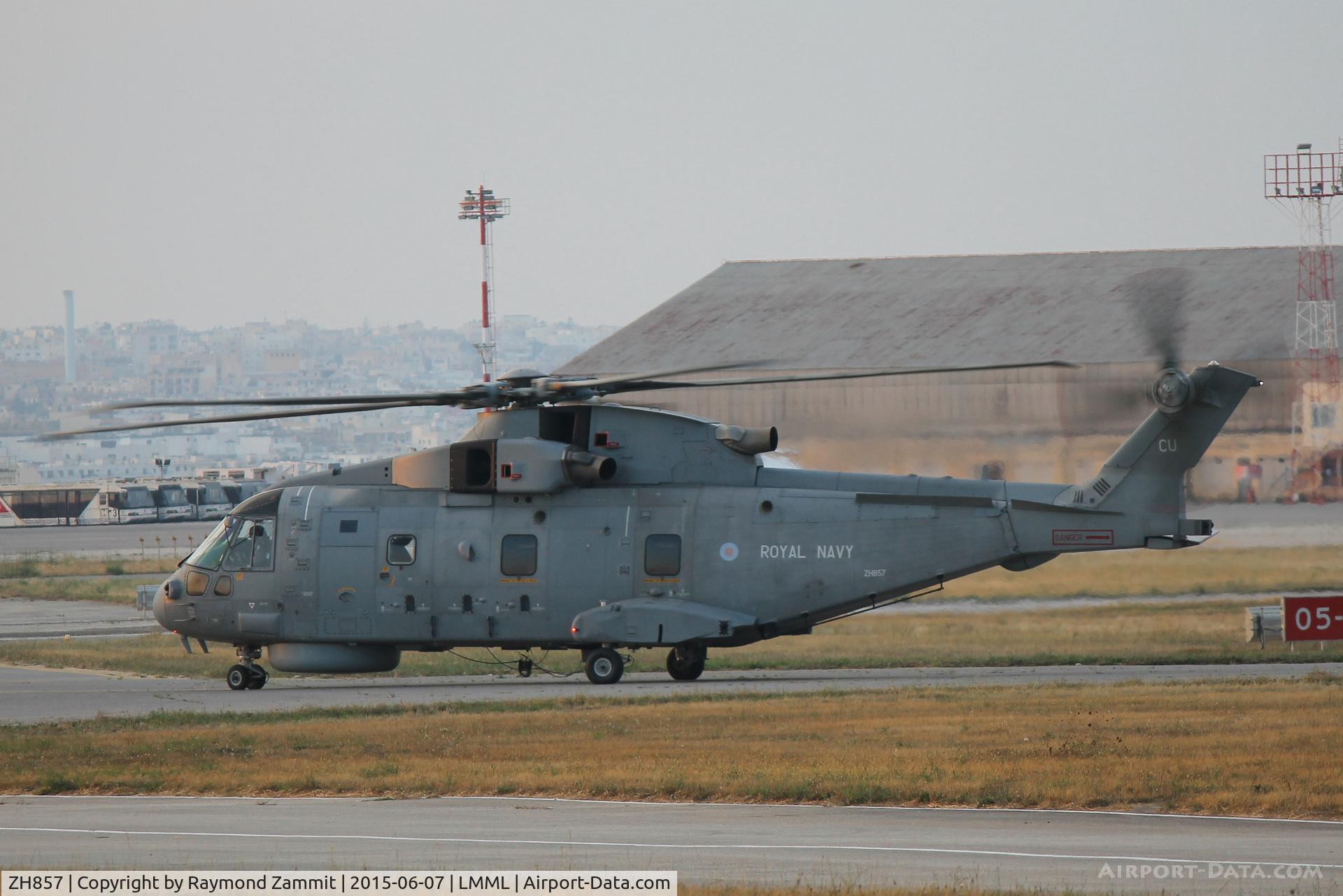 ZH857, AgustaWestland EH-101 Merlin HM.2 C/N 50151/RN37/MCSP17, AgustaWestland EH101 Merlin ZH857 Royal Navy departing Malta after a medevac from HMS Bulwark.