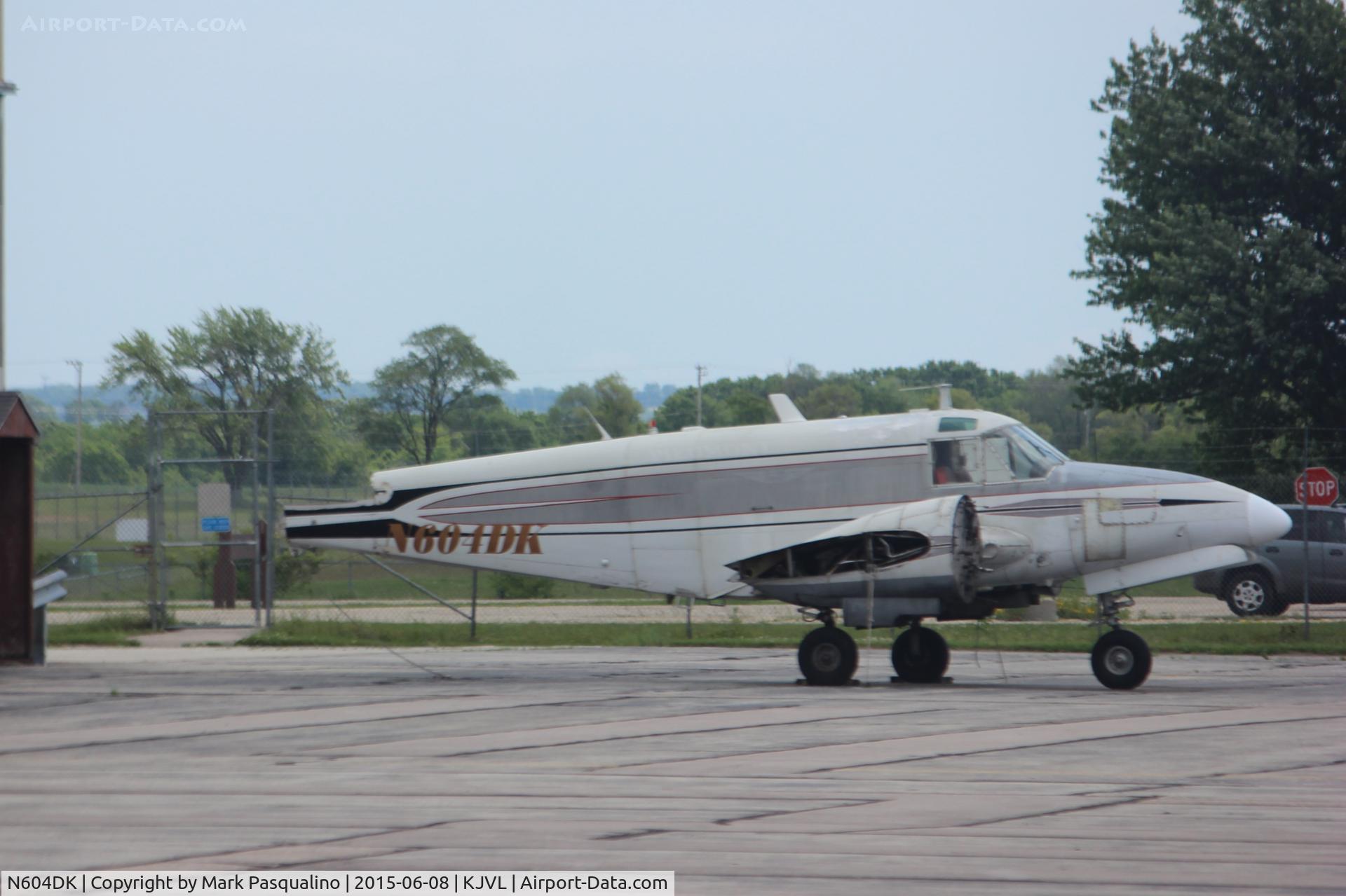 N604DK, 1962 Beech G18S C/N BA-615, Beech G18S