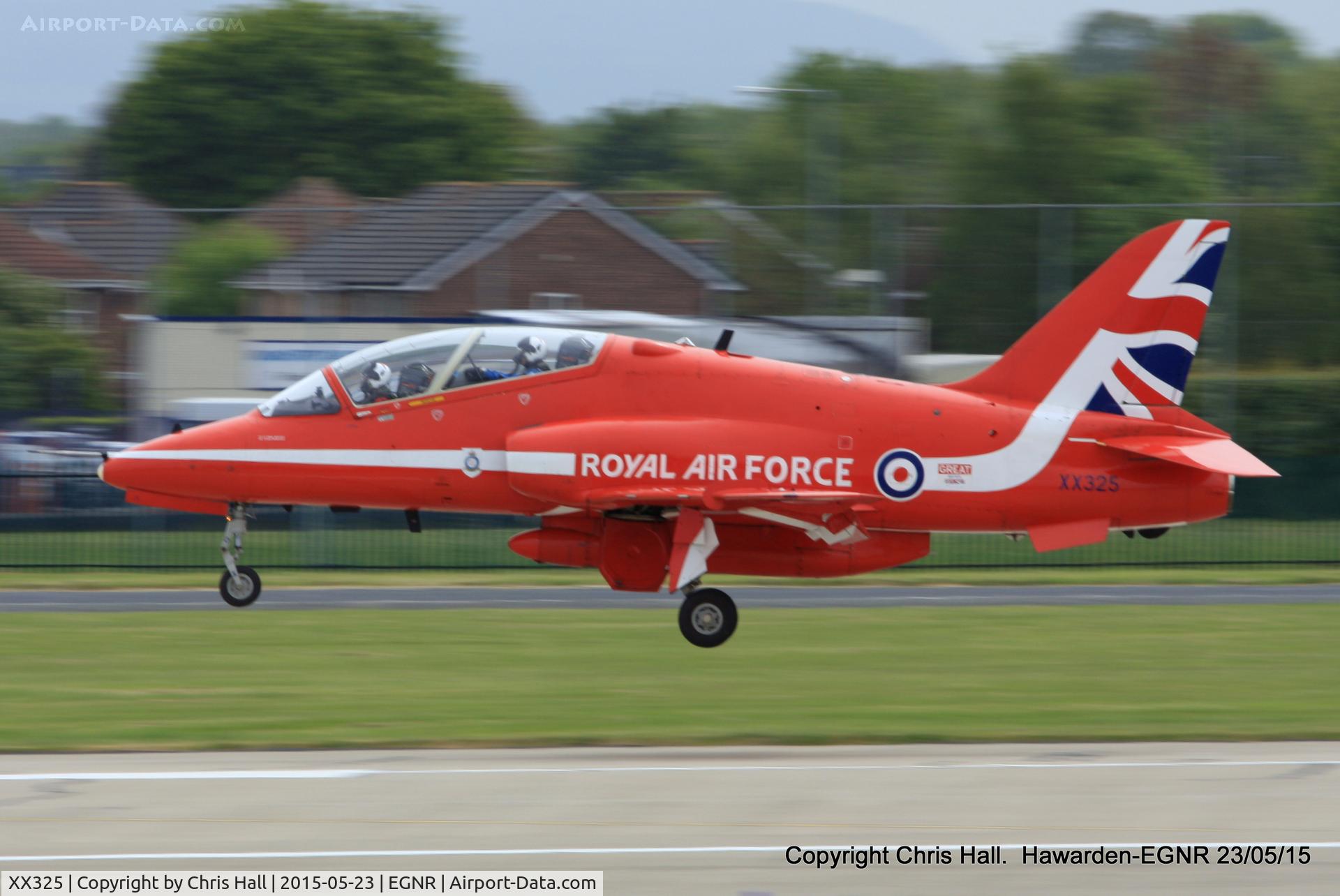 XX325, 1980 Hawker Siddeley Hawk T.1 C/N 169/312150, arriving at Hawarden for the Airshow at Llandudno