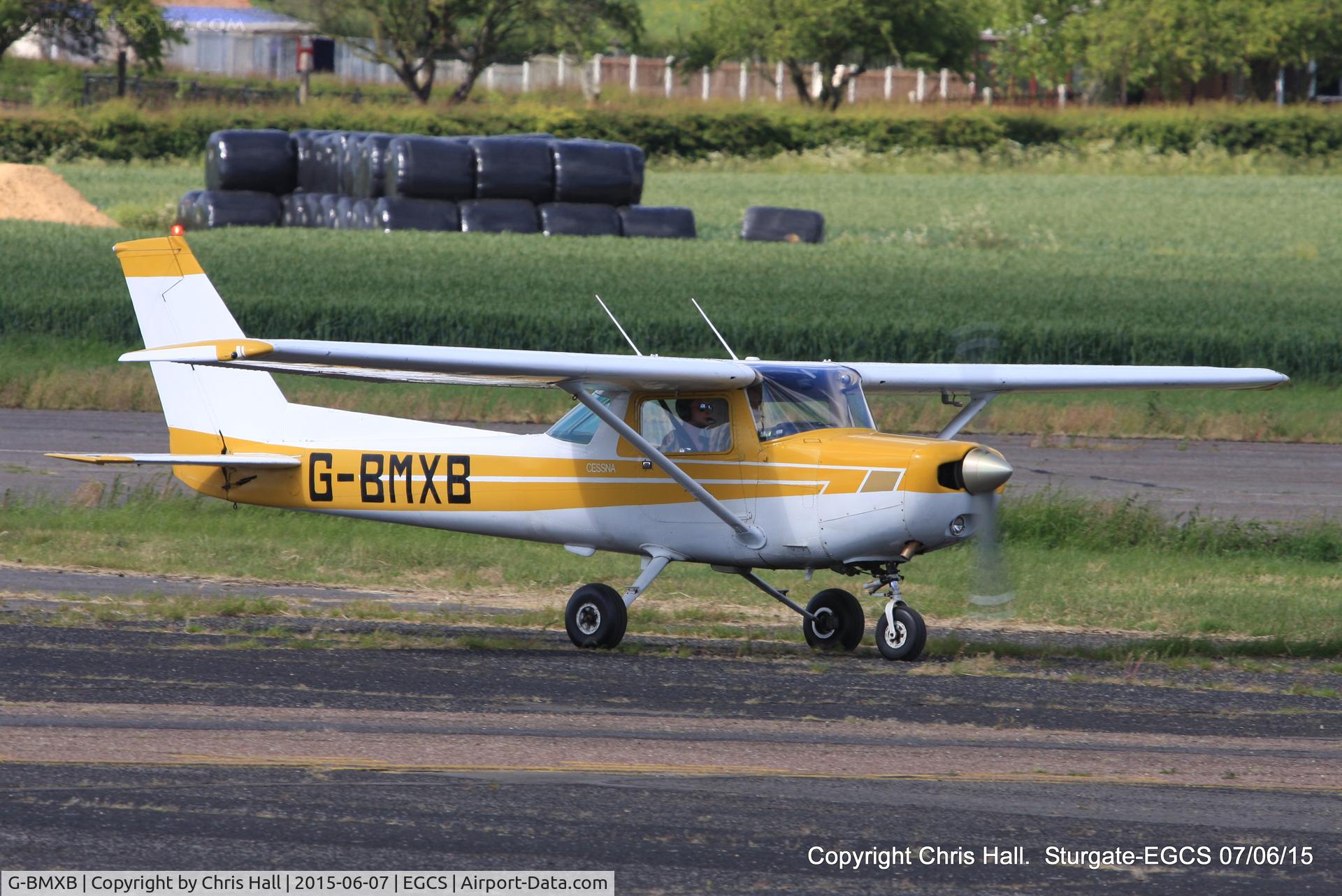 G-BMXB, 1977 Cessna 152 C/N 152-80996, at the Sturgate Summer flyin