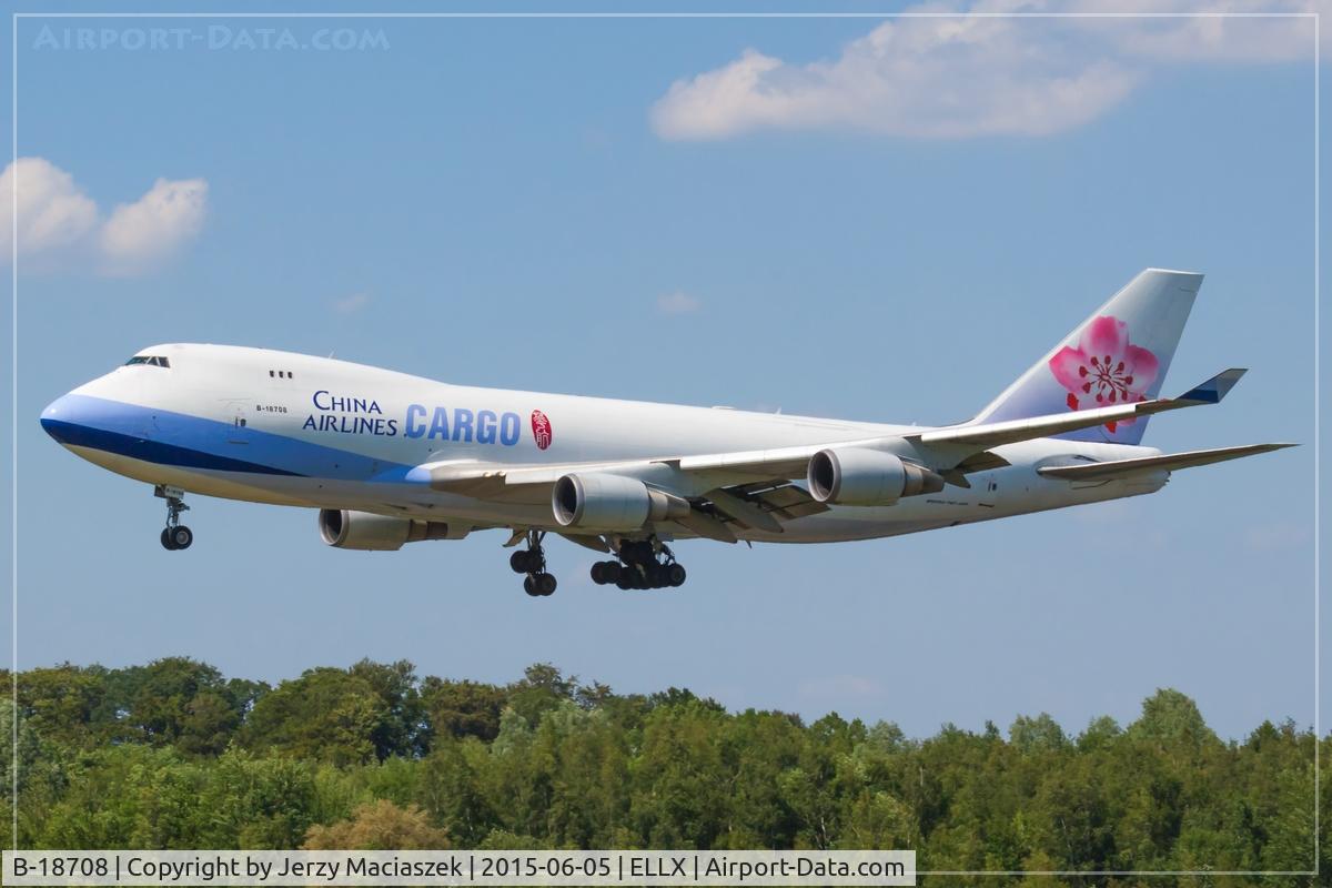 B-18708, 2001 Boeing 747-409F/SCD C/N 30765, Boeing 747-409F