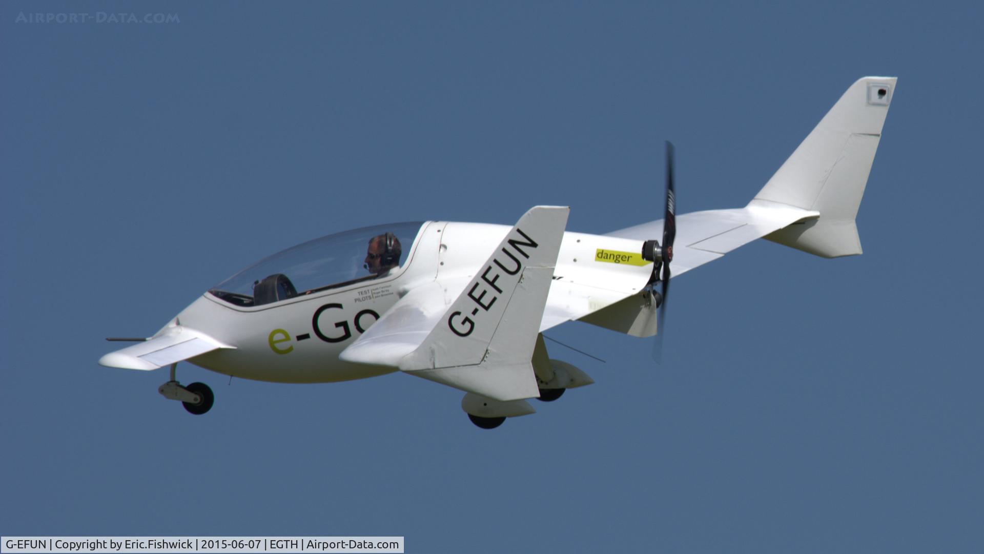 G-EFUN, 2008 e-GO Aeroplanes e-GO C/N SS001, 41. G-EFUN in display mode at The Shuttleworth Flying Day and LAA Party in the Park, June 2015.