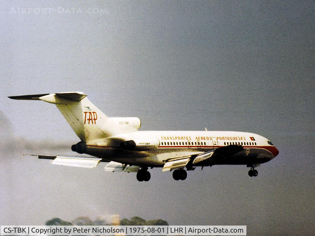 CS-TBK, 1967 Boeing 727-82 C/N 19404, Boeing 727-82 of TAP Air Portugal on final approach to Heathrow in the Summer of 1975.