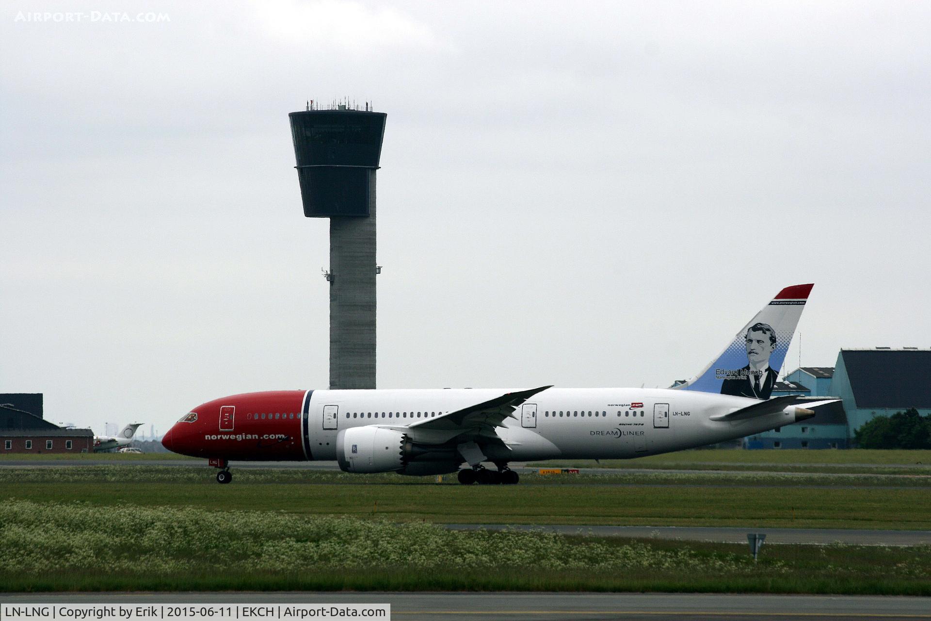 LN-LNG, 2014 Boeing 787-8 Dreamliner Dreamliner C/N 35314, LN-LNG just  arrived rw 22L