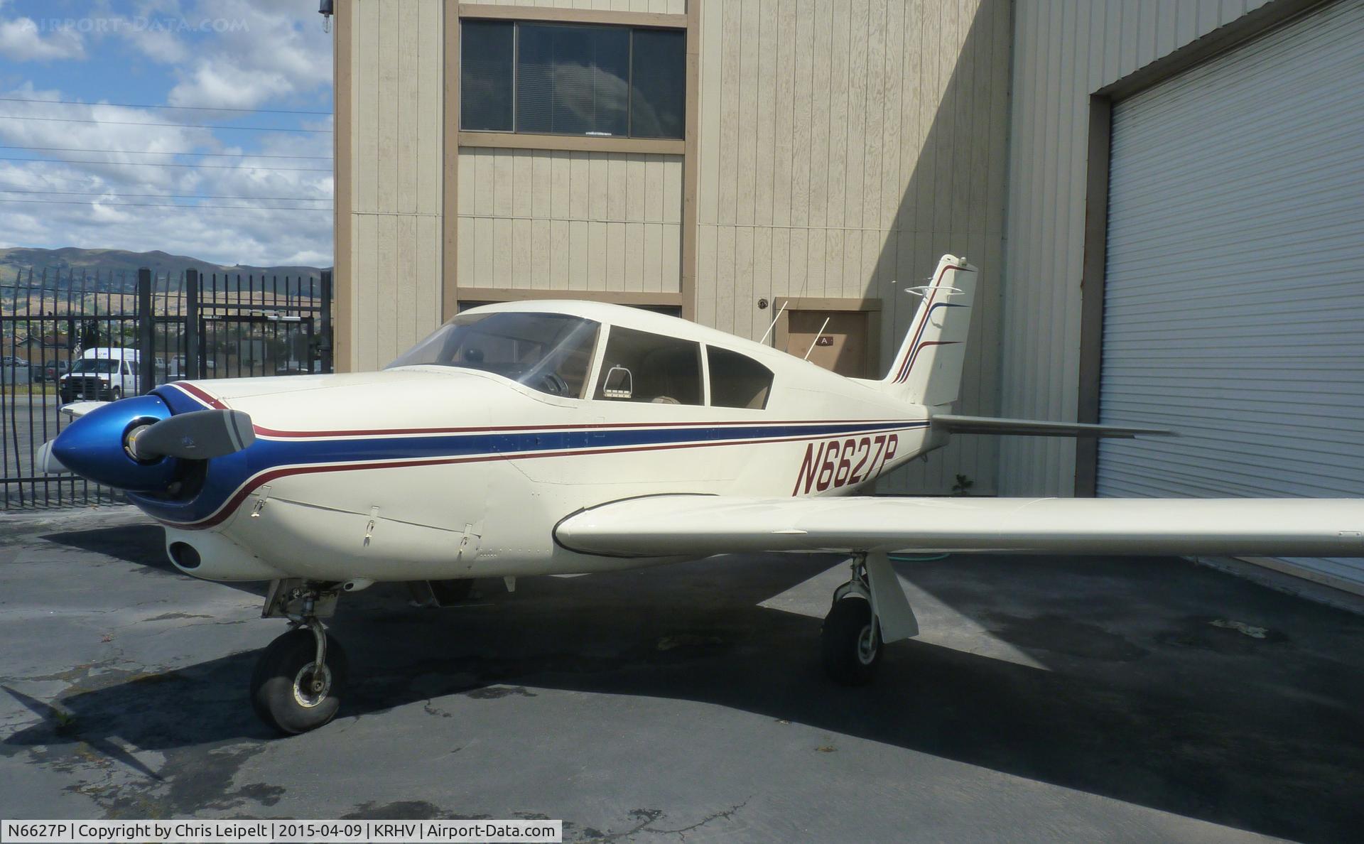 N6627P, 1959 Piper PA-24 C/N 24-1750, A 1959 Piper Comanche parked beside the Lafferty Aircraft Sales hangar at Reid Hillview Airport, CA. It is for sale and it looks great for 50+ years old!