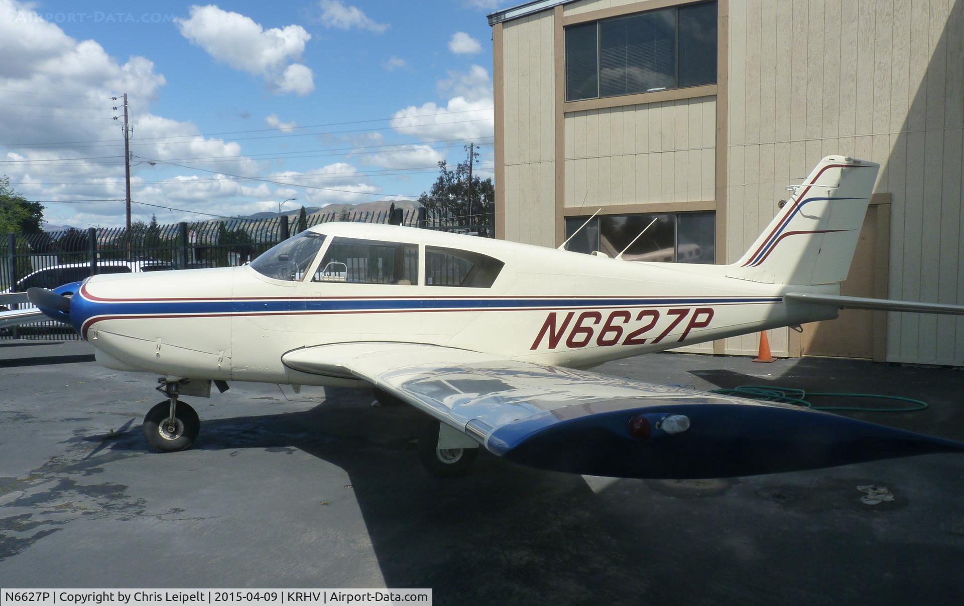 N6627P, 1959 Piper PA-24 C/N 24-1750, A 1959 Piper Comanche parked beside the Lafferty Aircraft Sales hangar at Reid Hillview Airport, CA. It is for sale and it looks great for 50+ years old!