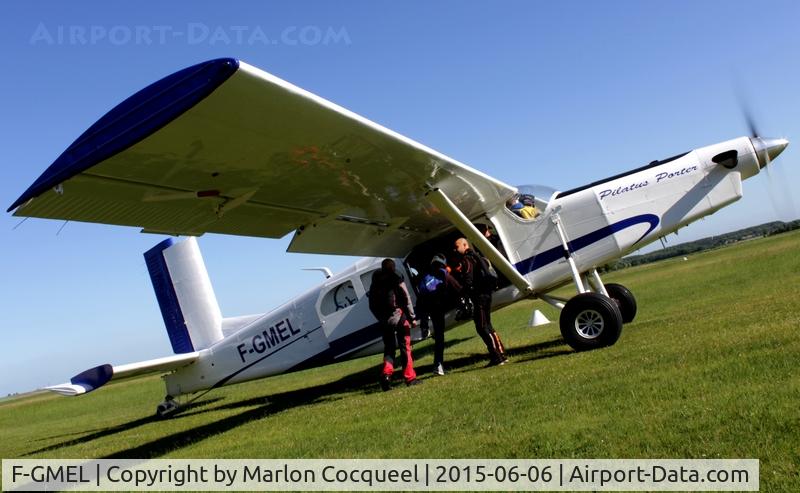 F-GMEL, 1962 Pilatus PC-6/B2-H2 Turbo Porter C/N 536, Emboarding