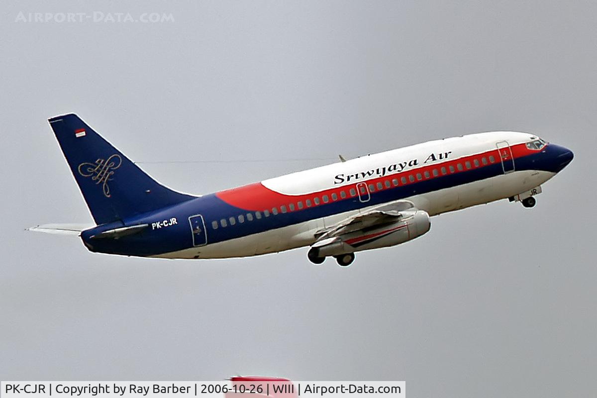 PK-CJR, 1976 Boeing 737-284 C/N 21225, Boeing 737-284 [21225] (Sriwijaya Air) Jakarta-Soekarno Hatta International~PK 26/10/2006