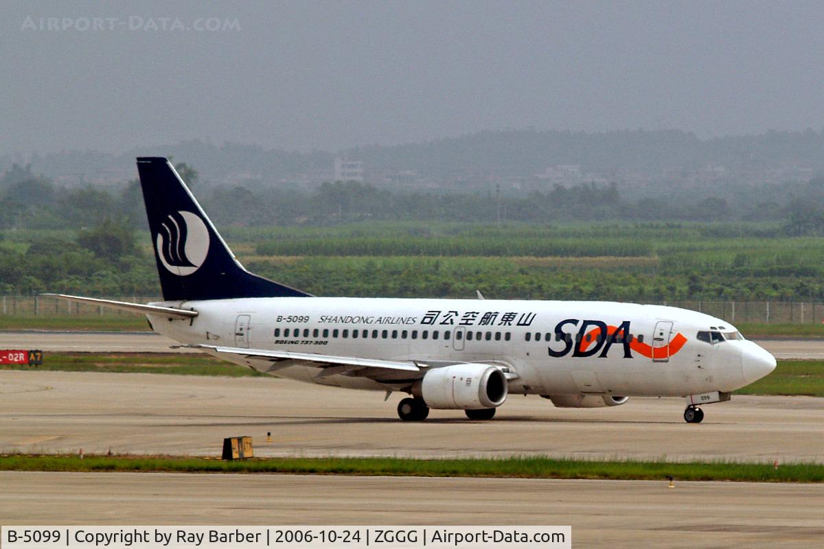 B-5099, Boeing 737-26Q C/N 29189, Boeing 737-36Q [29189] (Shandong Airlines) Guangzhou-Baiyun~B 24/10/2006