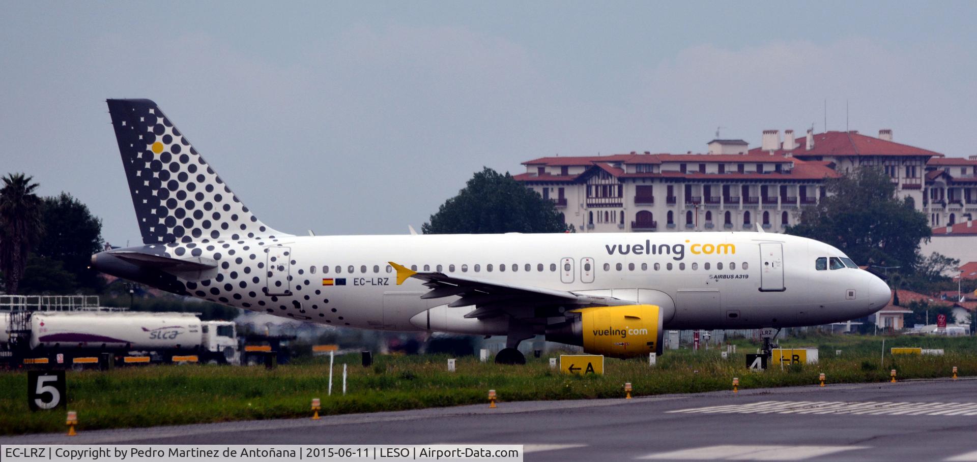 EC-LRZ, 2008 Airbus A319-112 C/N 3700, San Sebastian Hondarribia - España