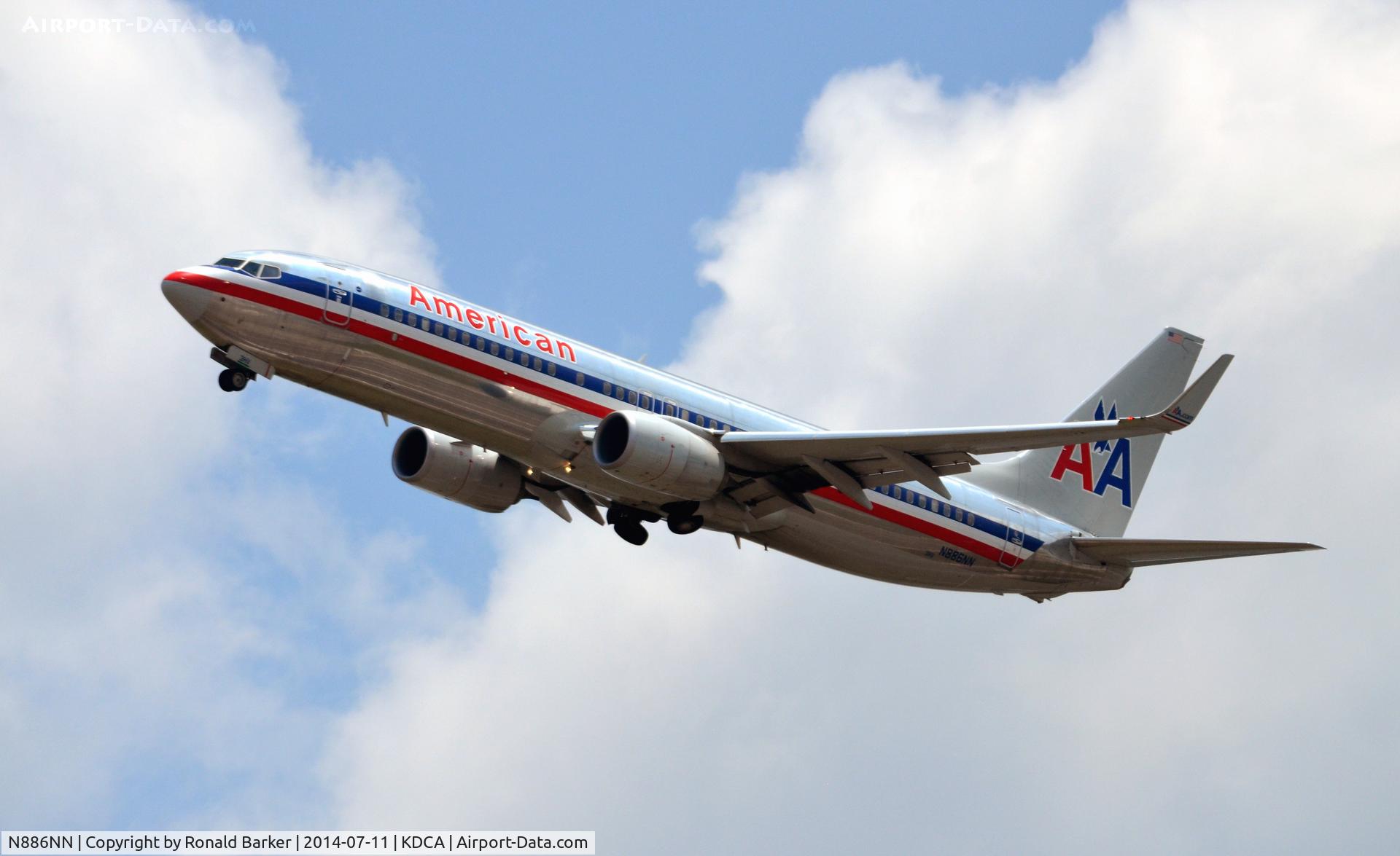 N886NN, 2012 Boeing 737-823 C/N 33223, Go around-National