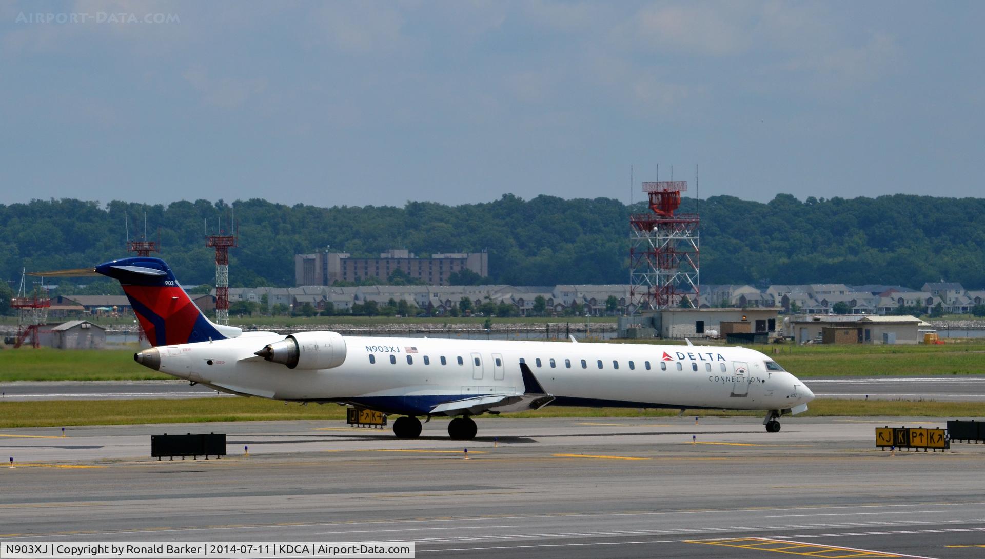 N903XJ, 2007 Bombardier CRJ-900 (CL-600-2D24) C/N 15134, Taxi National