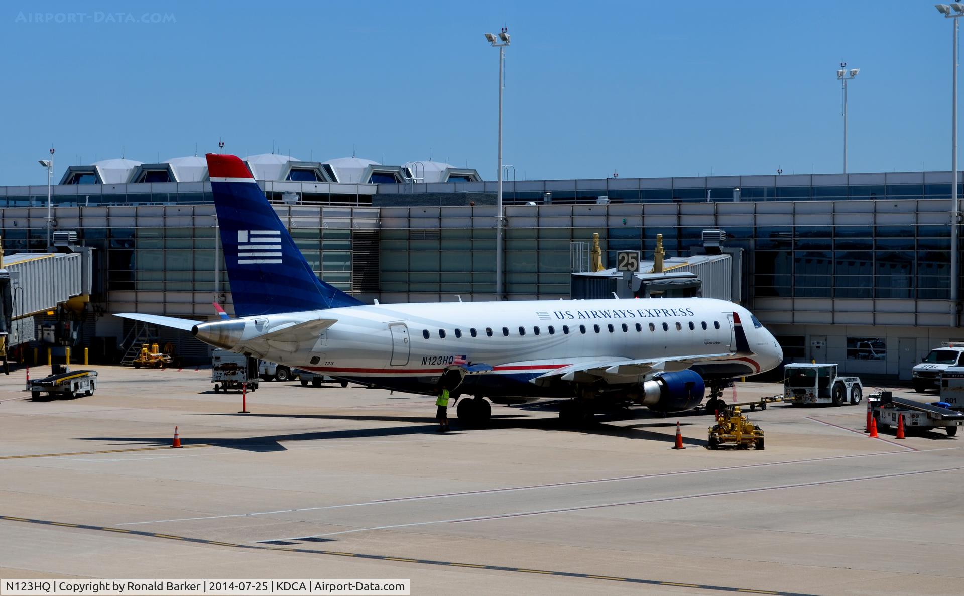 N123HQ, 2007 Embraer 175LR (ERJ-170-200LR) C/N 17000199, Gate 25 National