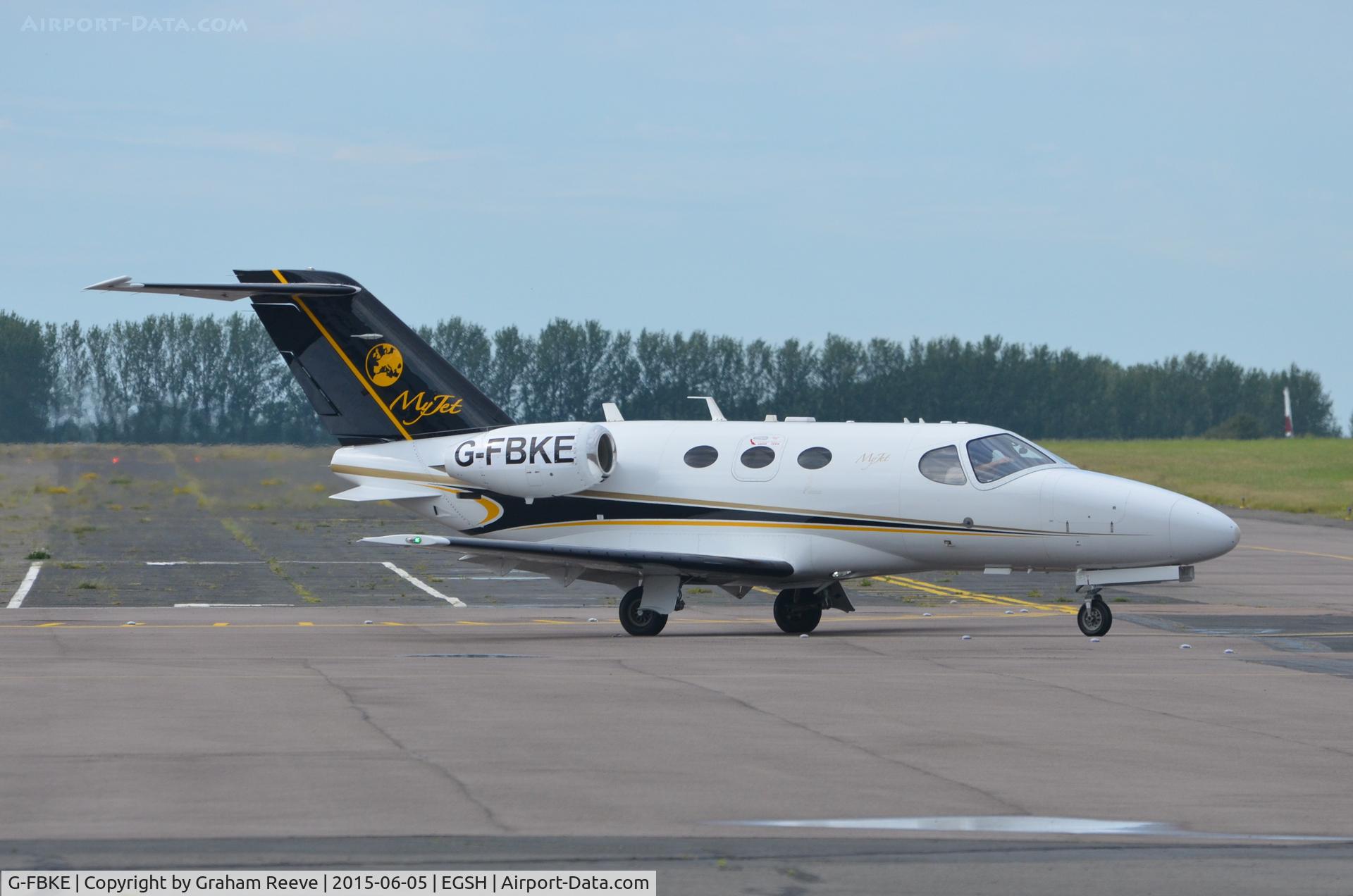 G-FBKE, 2010 Cessna 510 Citation Mustang Citation Mustang C/N 510-0334, About to depart.