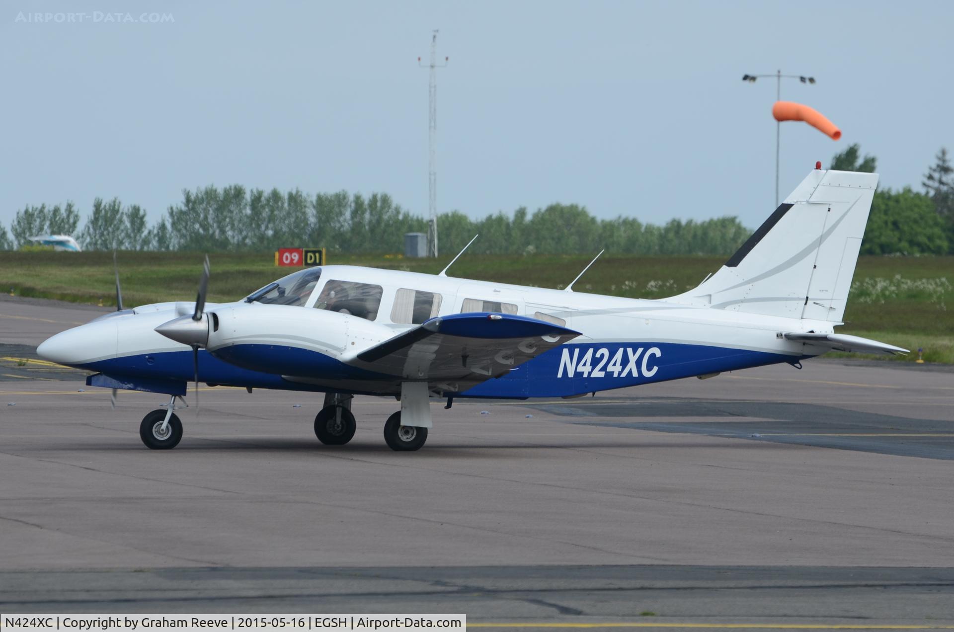 N424XC, 1990 Piper PA-34-220T Seneca C/N 344-8005, Just landed at Norwich.