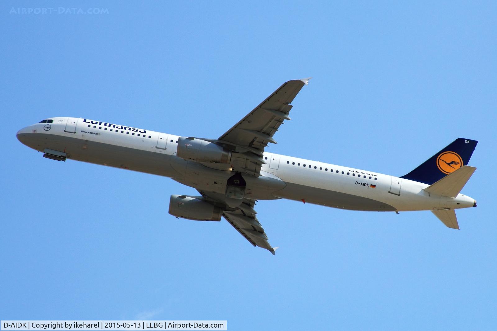 D-AIDK, 2011 Airbus A321-231 C/N 4819, A re-upload after minor alterations.