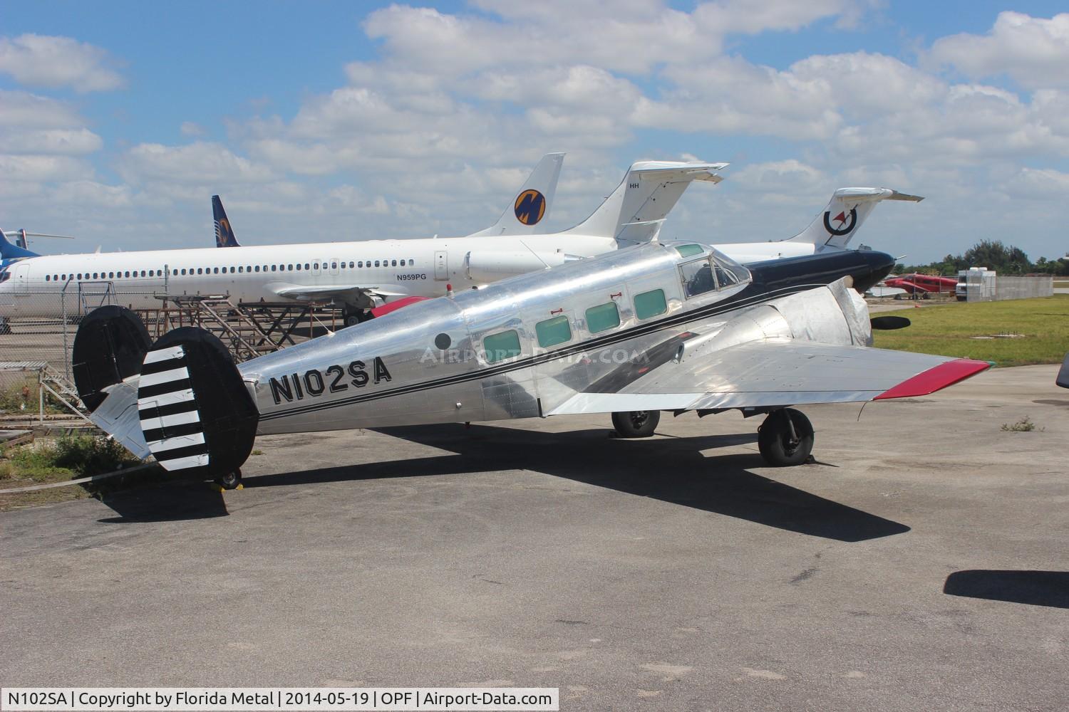 N102SA, 1959 Beech E18S C/N BA-441, Beech E18S
