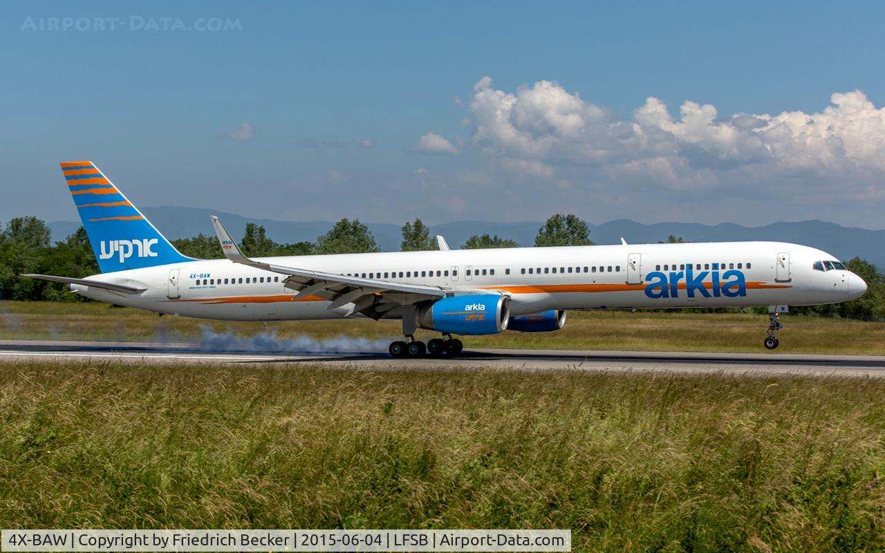 4X-BAW, 2000 Boeing 757-3E7 C/N 30179, touchdown at Basel
