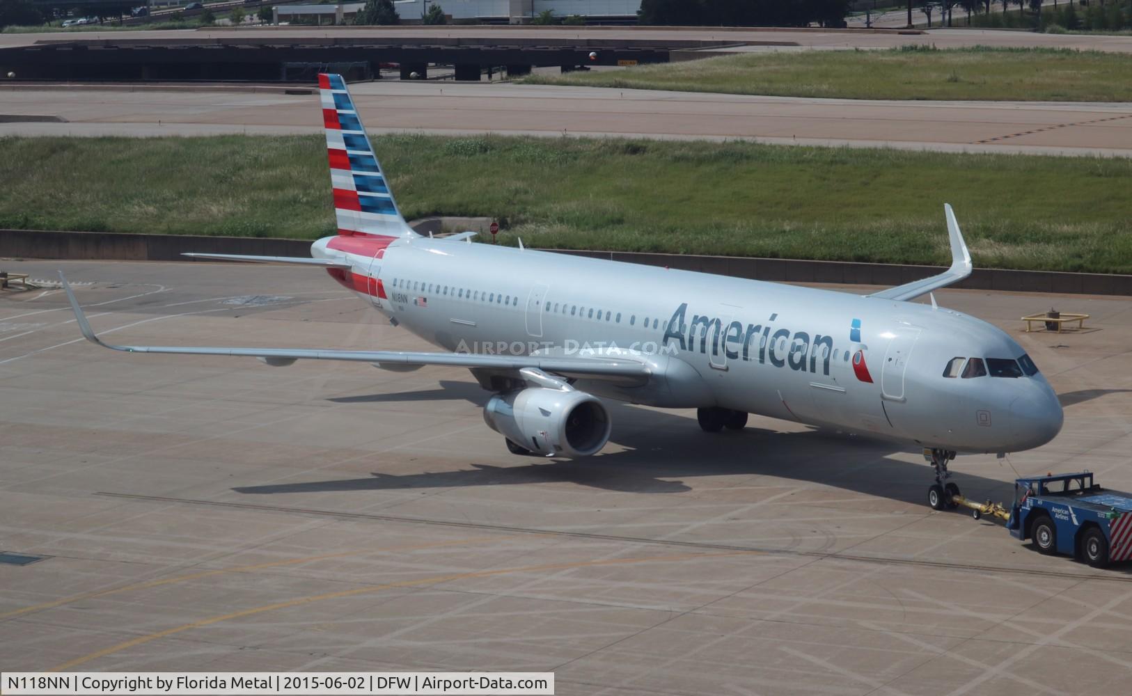 N118NN, 2014 Airbus A321-231 C/N 6162, American A321
