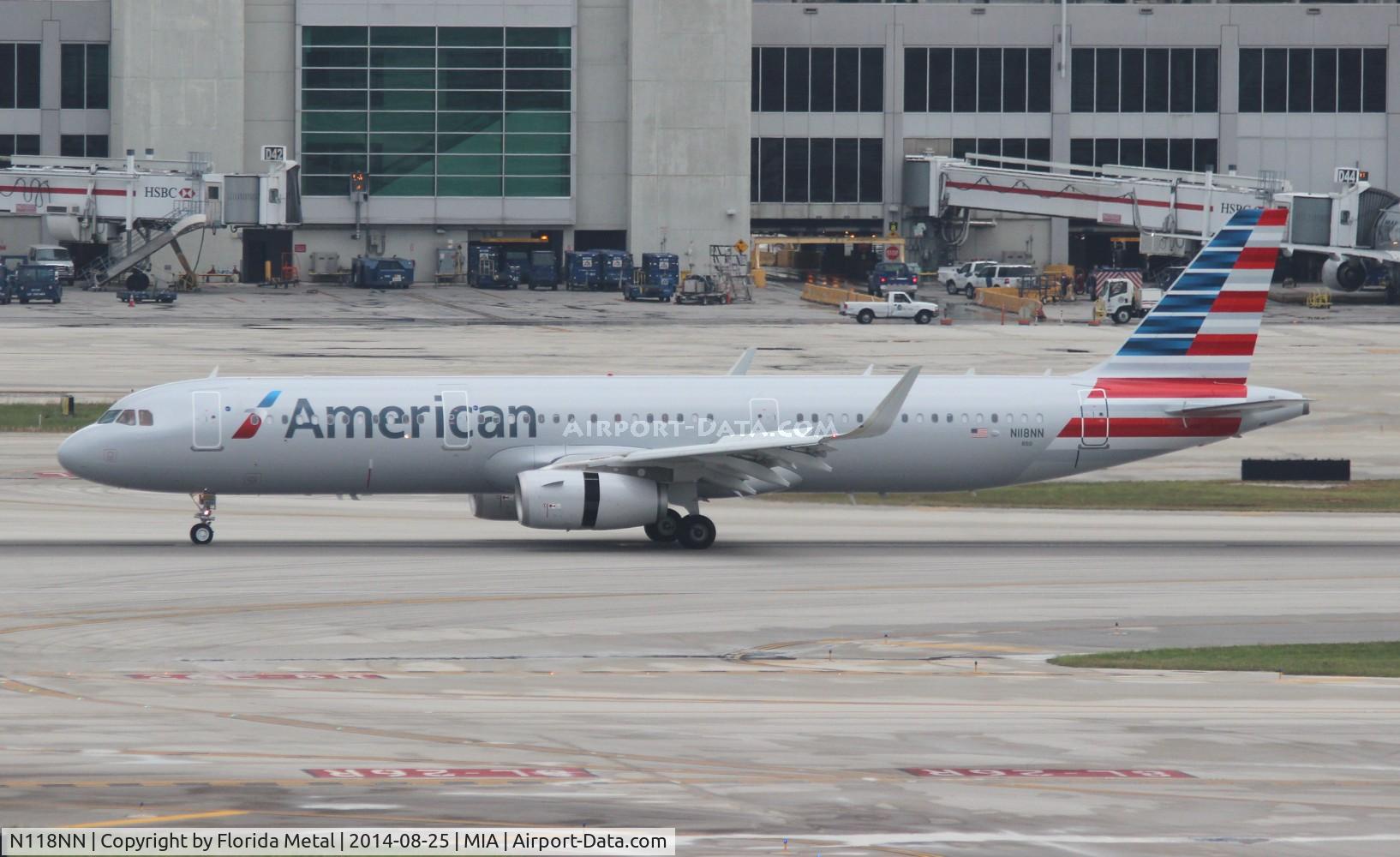 N118NN, 2014 Airbus A321-231 C/N 6162, American A321