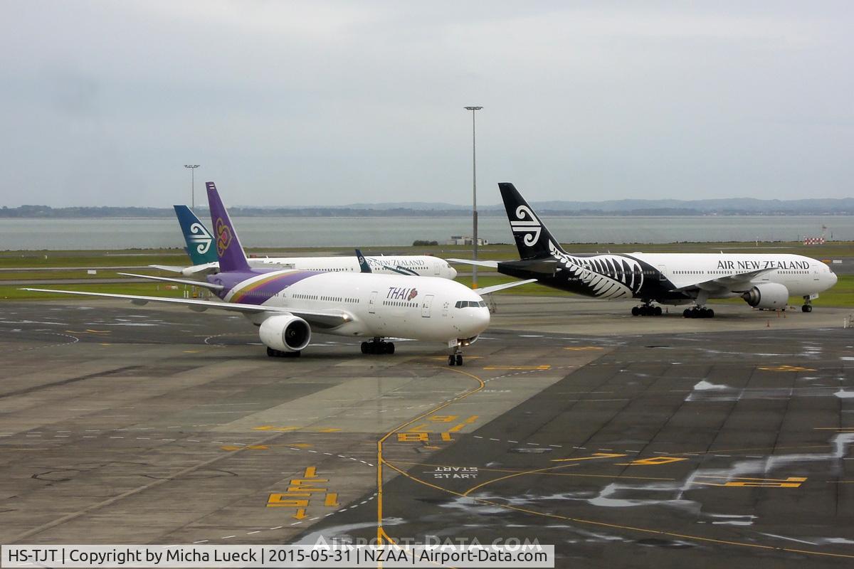 HS-TJT, 2006 Boeing 777-2D7/ER C/N 34588, Two beautiful 777s