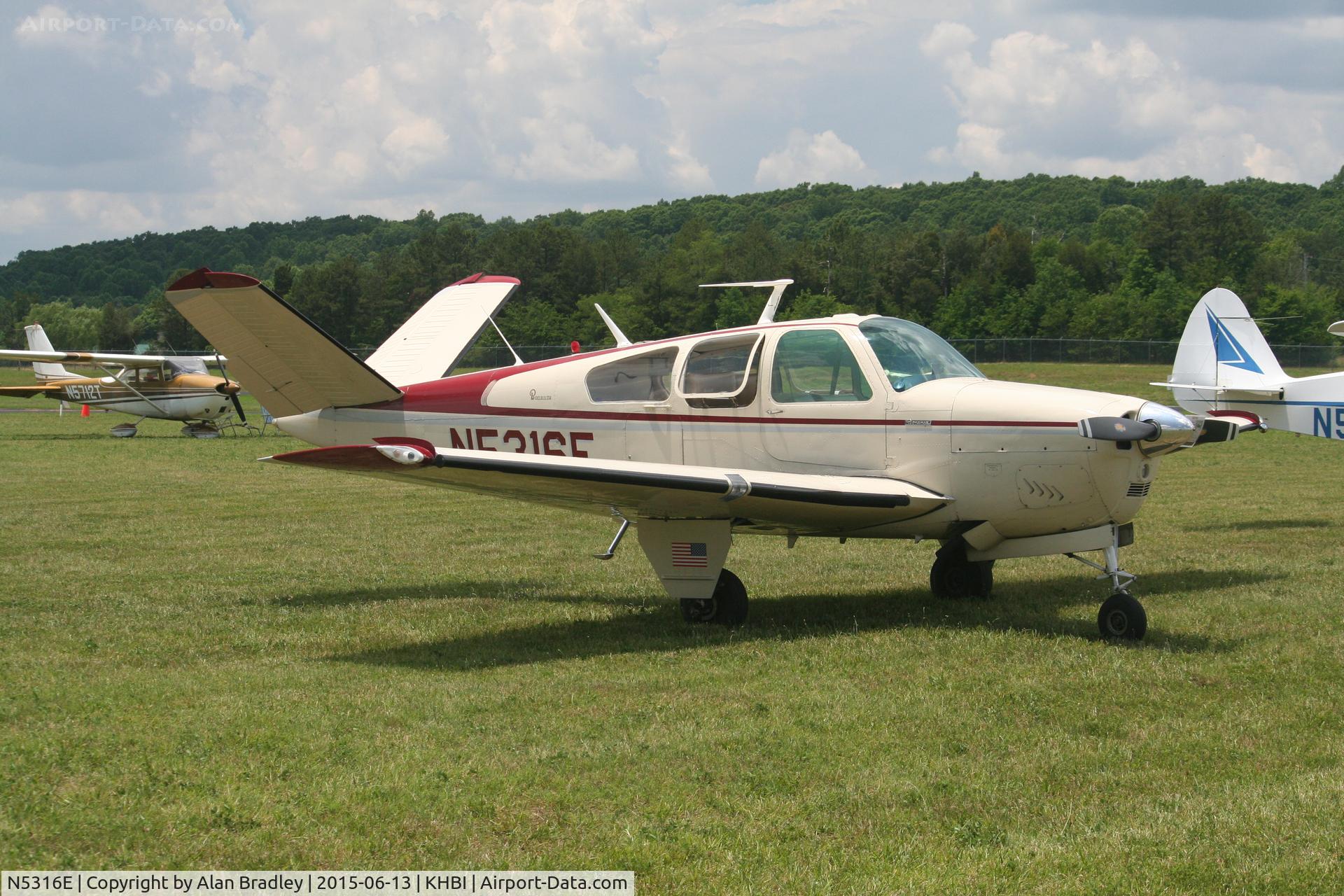 N5316E, 1959 Beech K35 Bonanza C/N D-5813, At Asheboro airport fly in.
