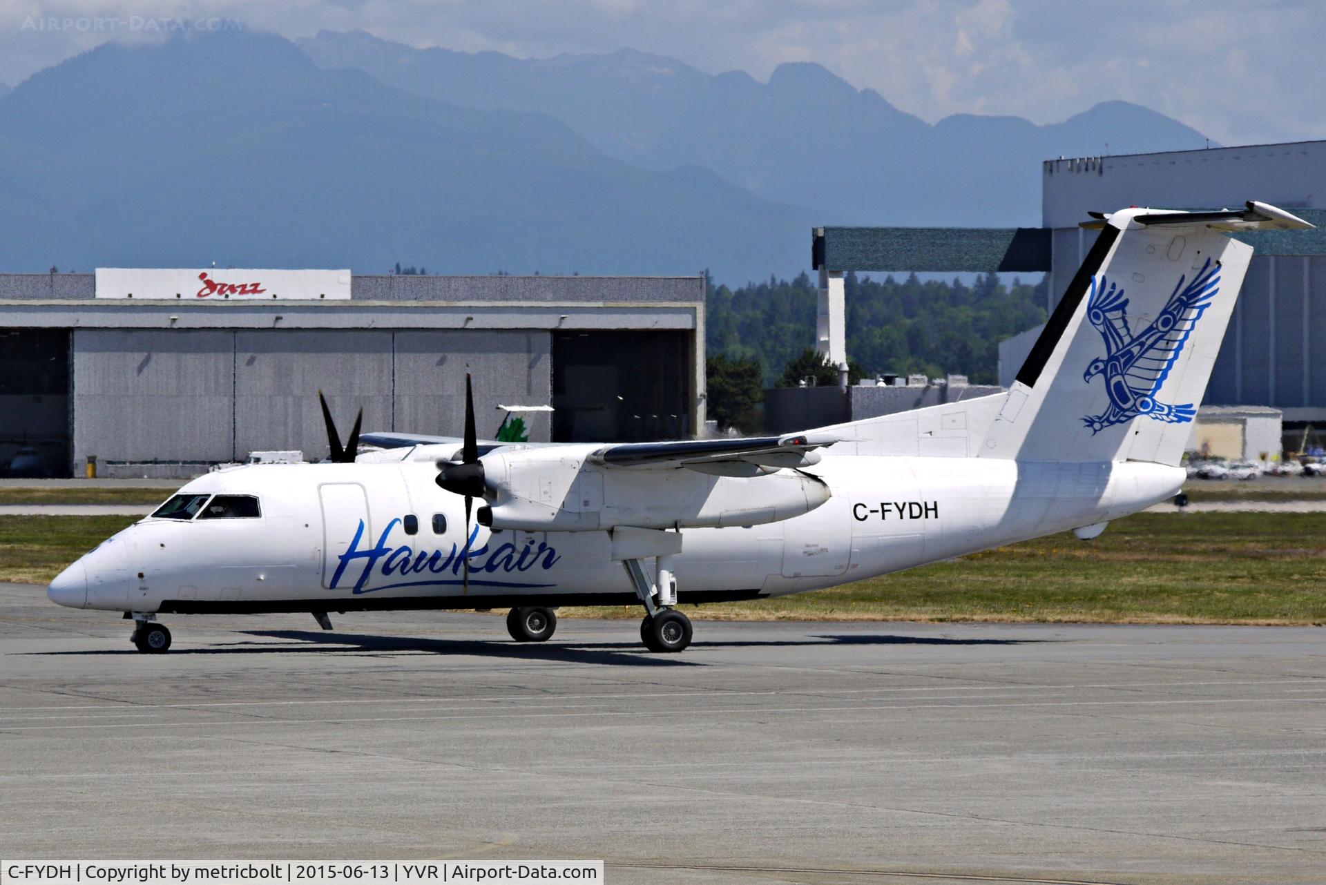C-FYDH, 1987 De Havilland Canada DHC-8-102 Dash 8 C/N 083, Seen at YVR