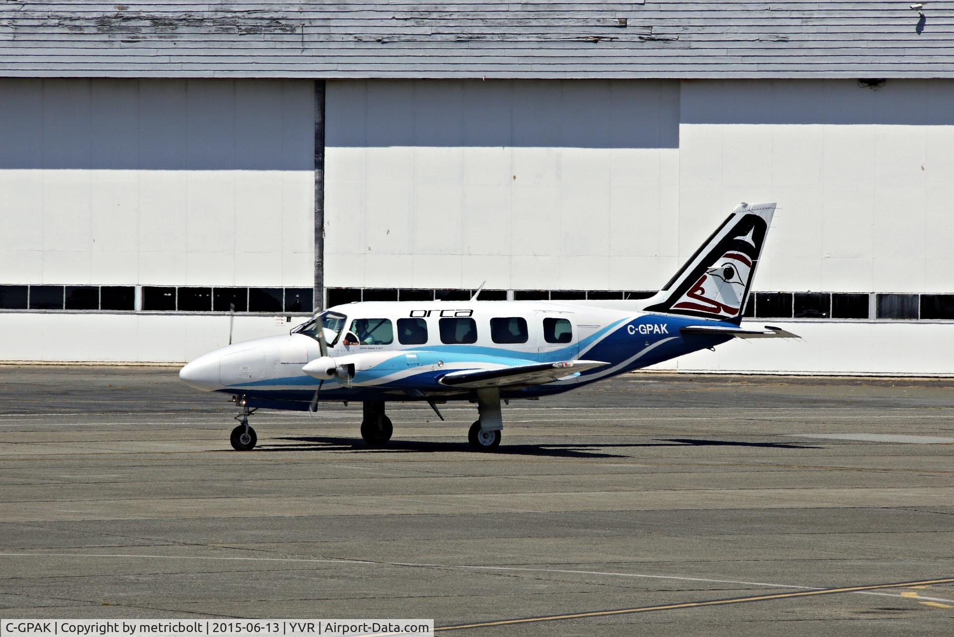 C-GPAK, 1980 Piper PA-31-350 Navajo Chieftain Chieftain C/N 31-8052070, Seen at YVR