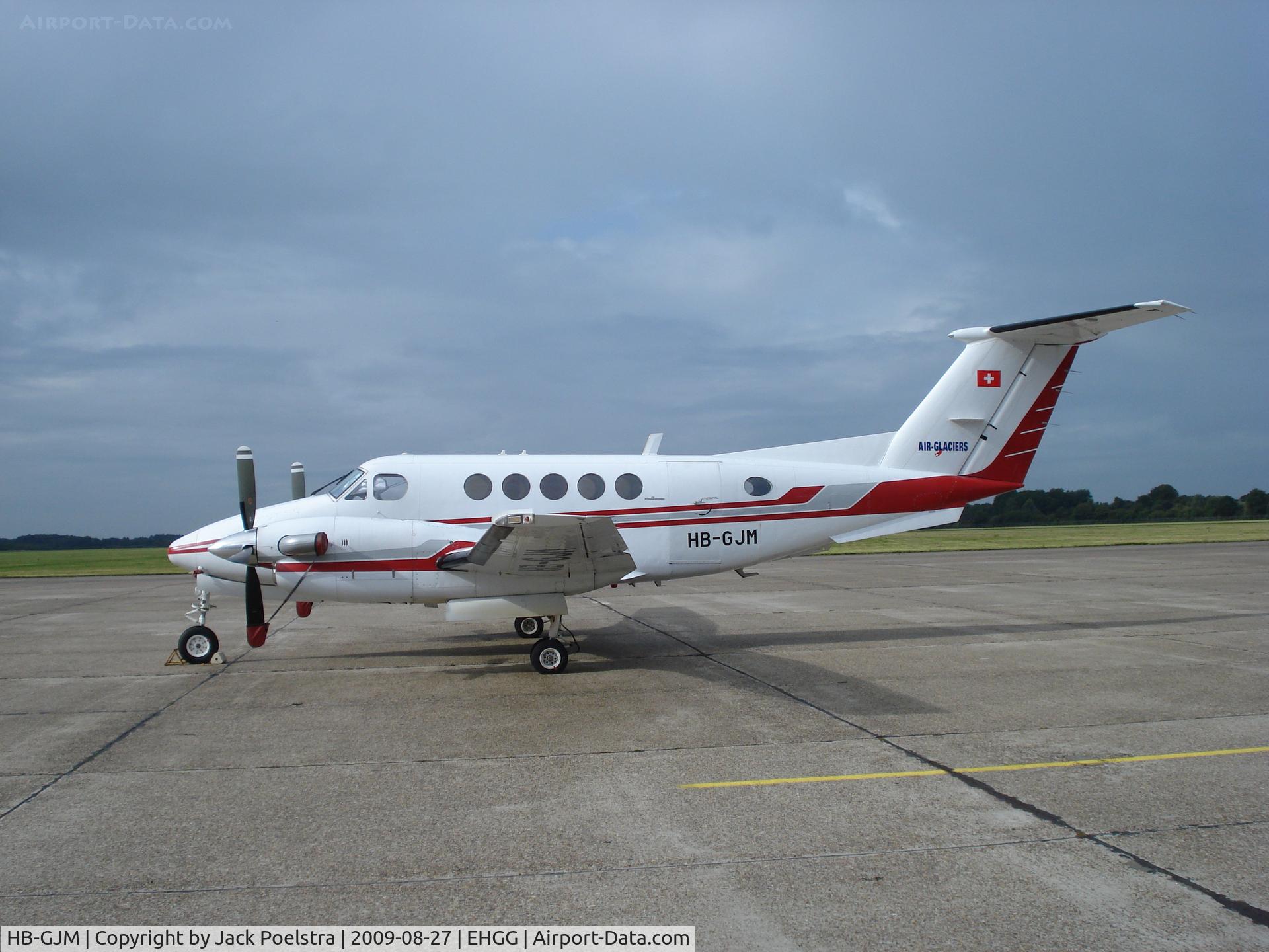 HB-GJM, 1977 Beech 200 Super King Air C/N BB-255, At ramp of GRQ airport
