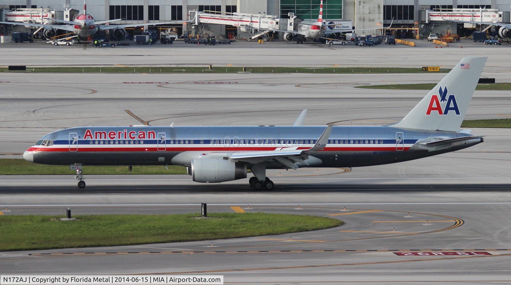 N172AJ, 2002 Boeing 757-223 C/N 32400, American